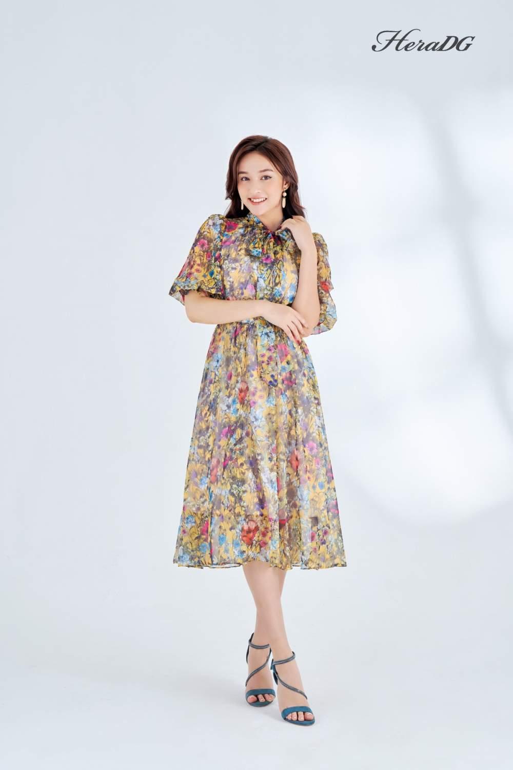 Đầm xòe cổ nơ buộc
