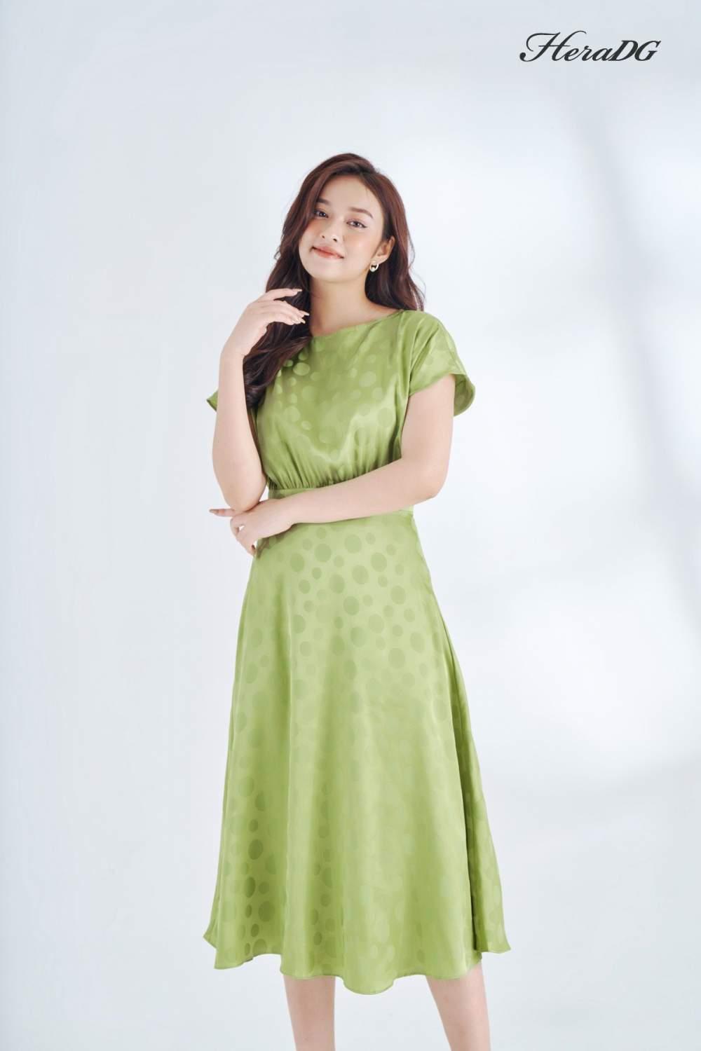 Đầm xòe tay chờm