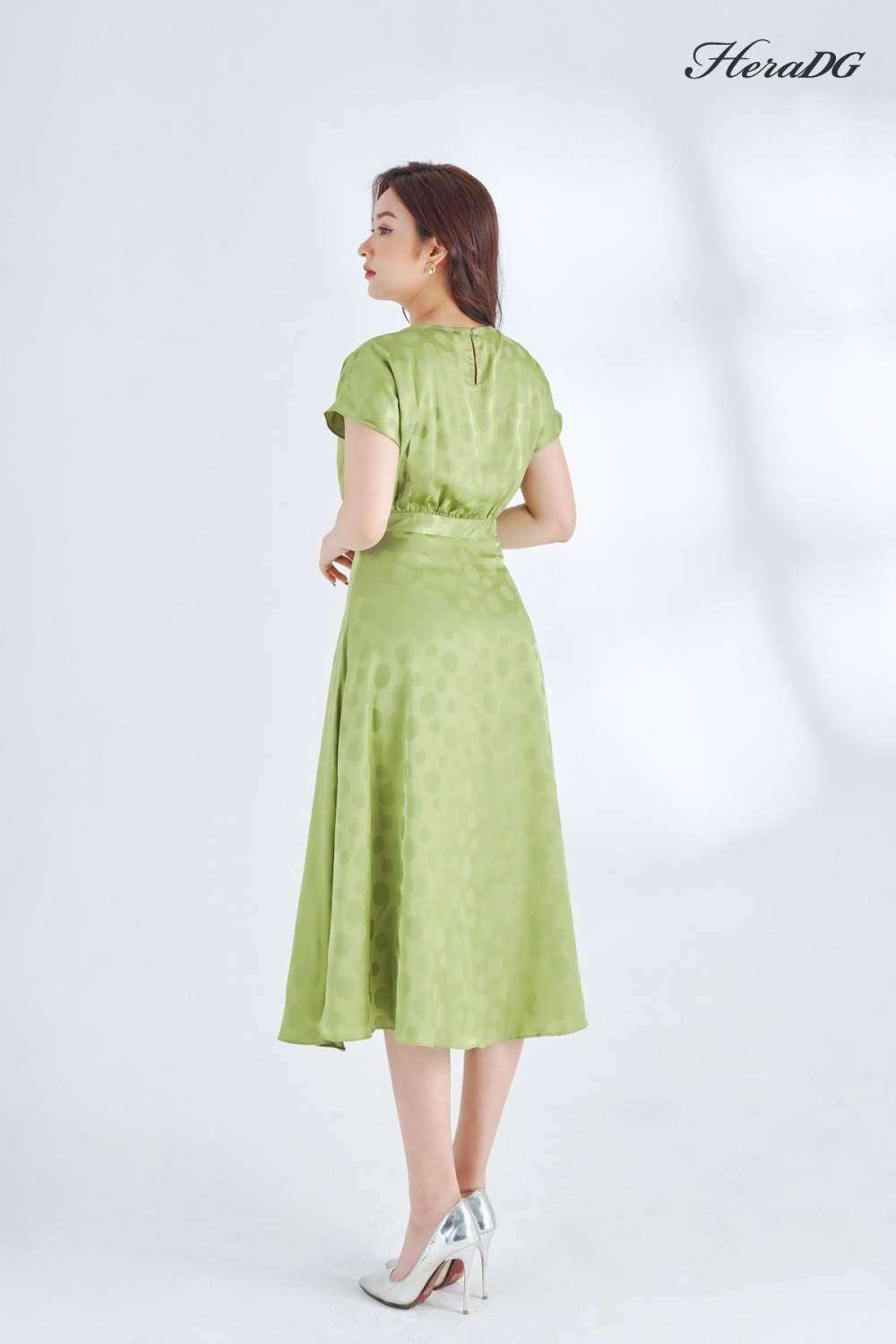 Đầm xòe tay chờm