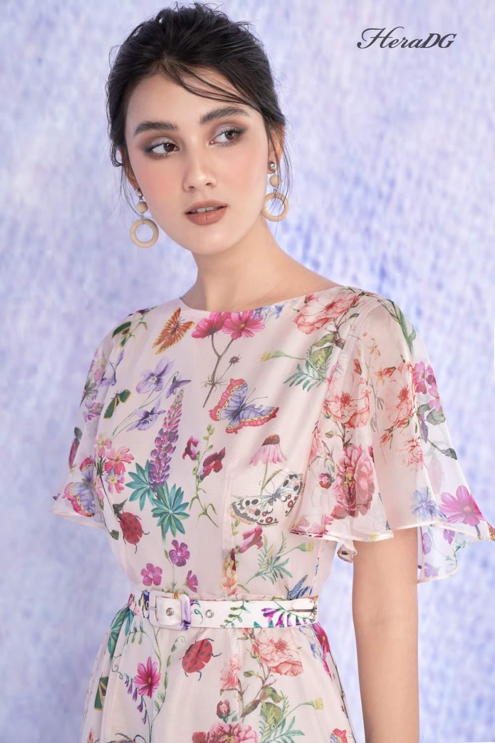 Đầm xòe vạt chéo