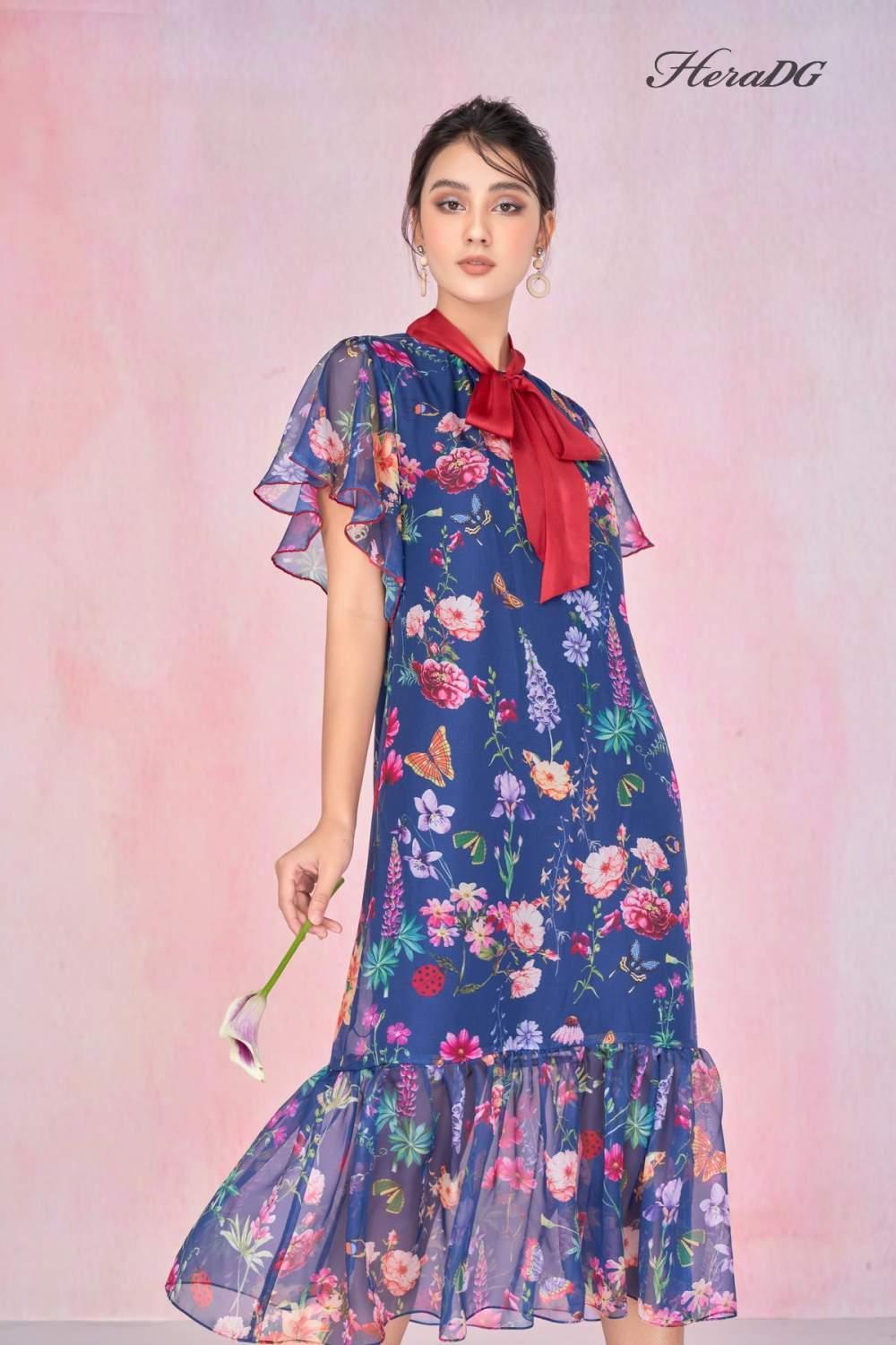 Đầm suông tay cánh tiên