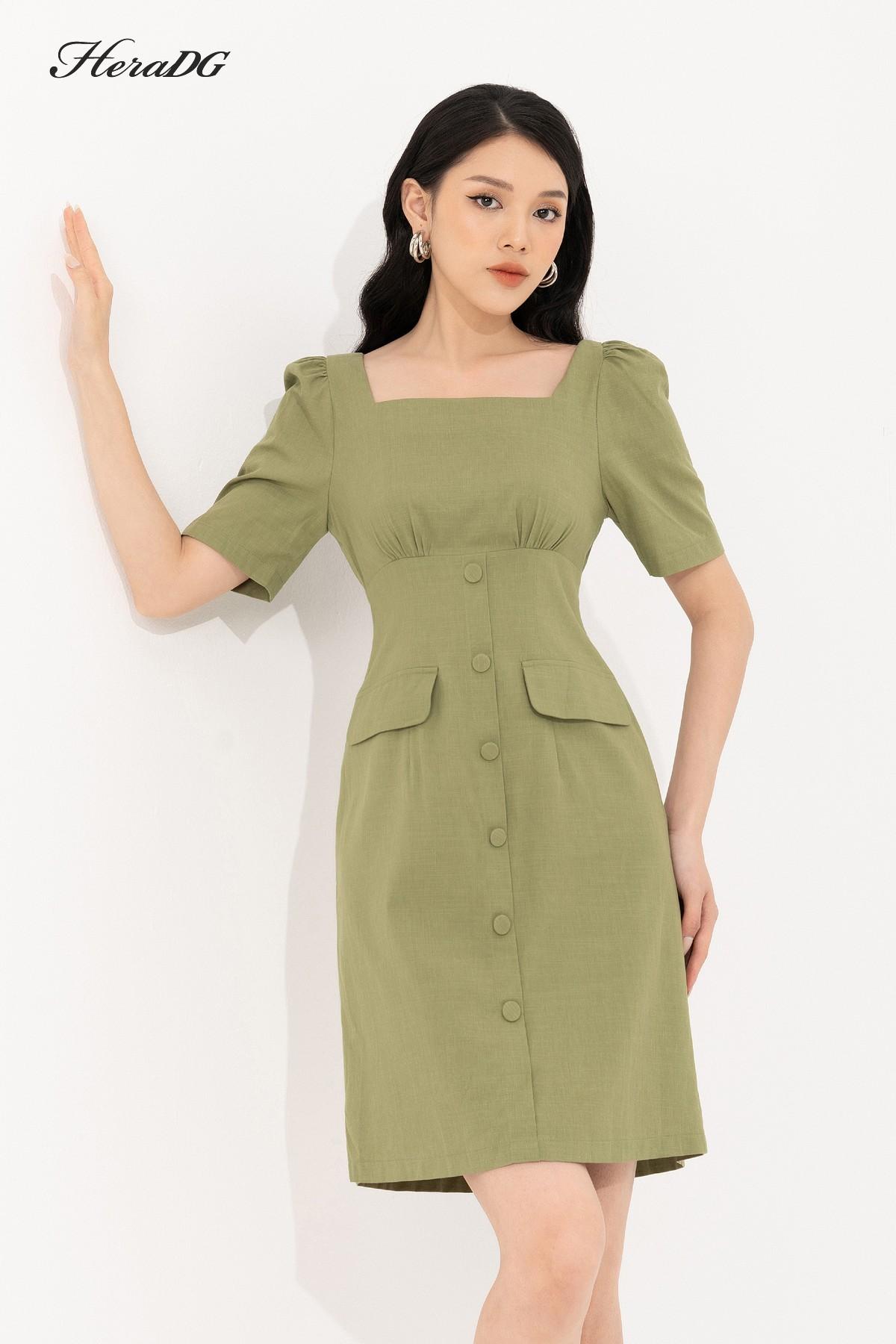 Đầm ôm xước nhún chân ngực