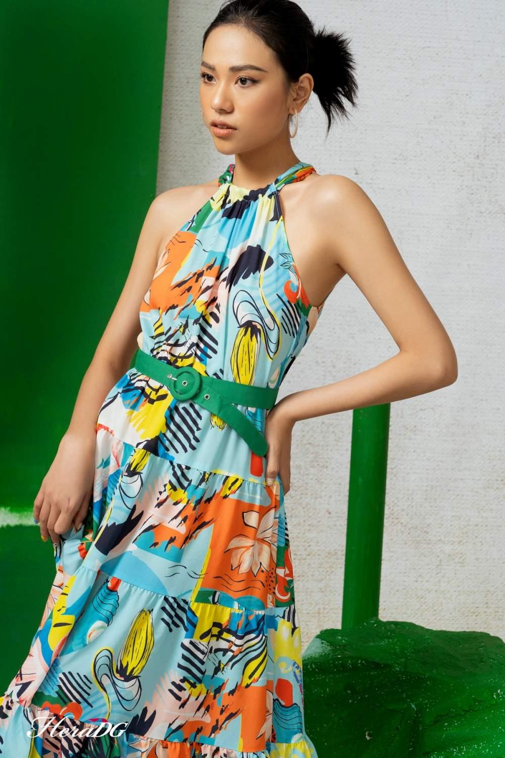 Đầm maxi cổ yếm