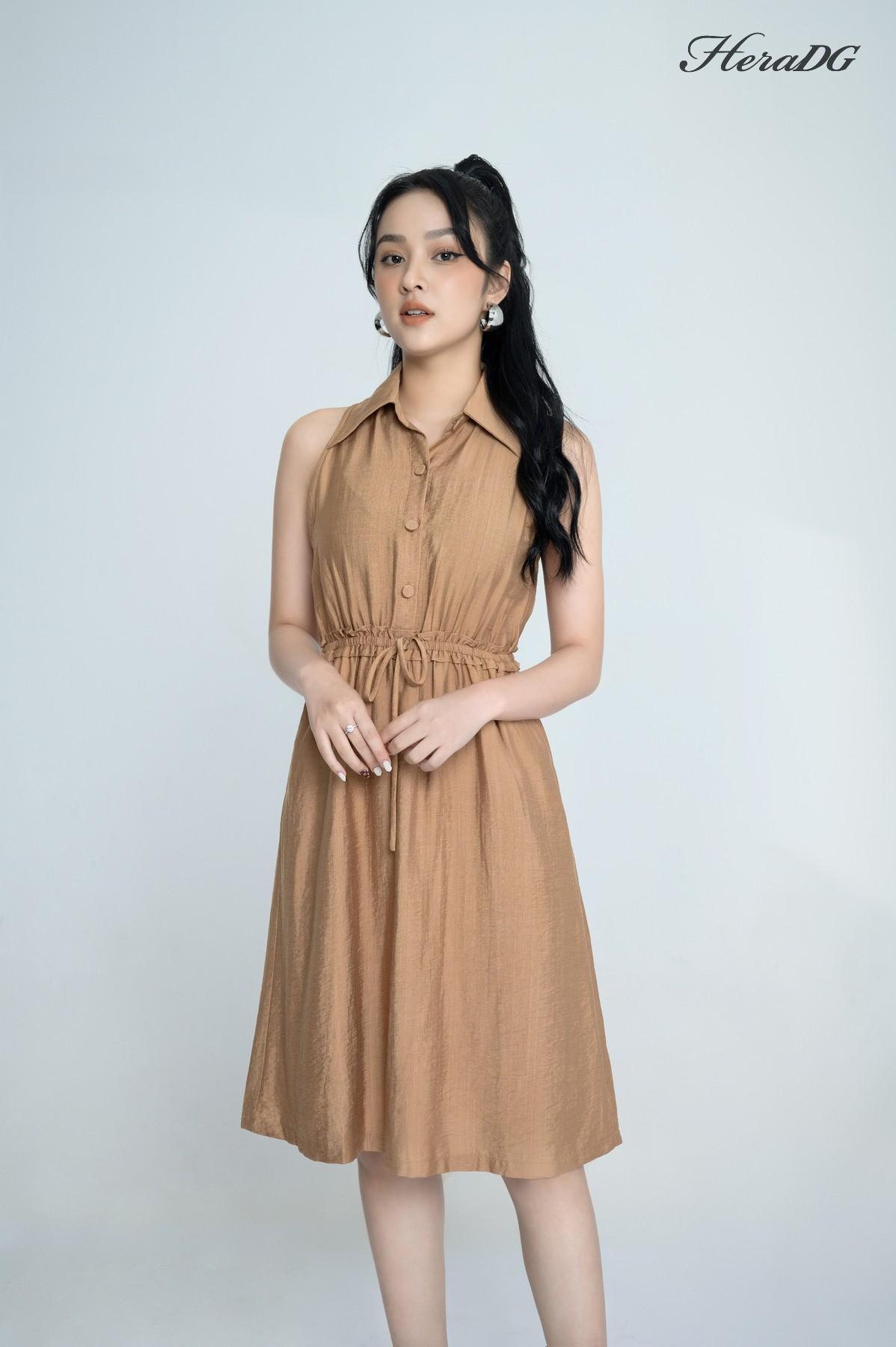 Đầm suông cổ đức, chun eo