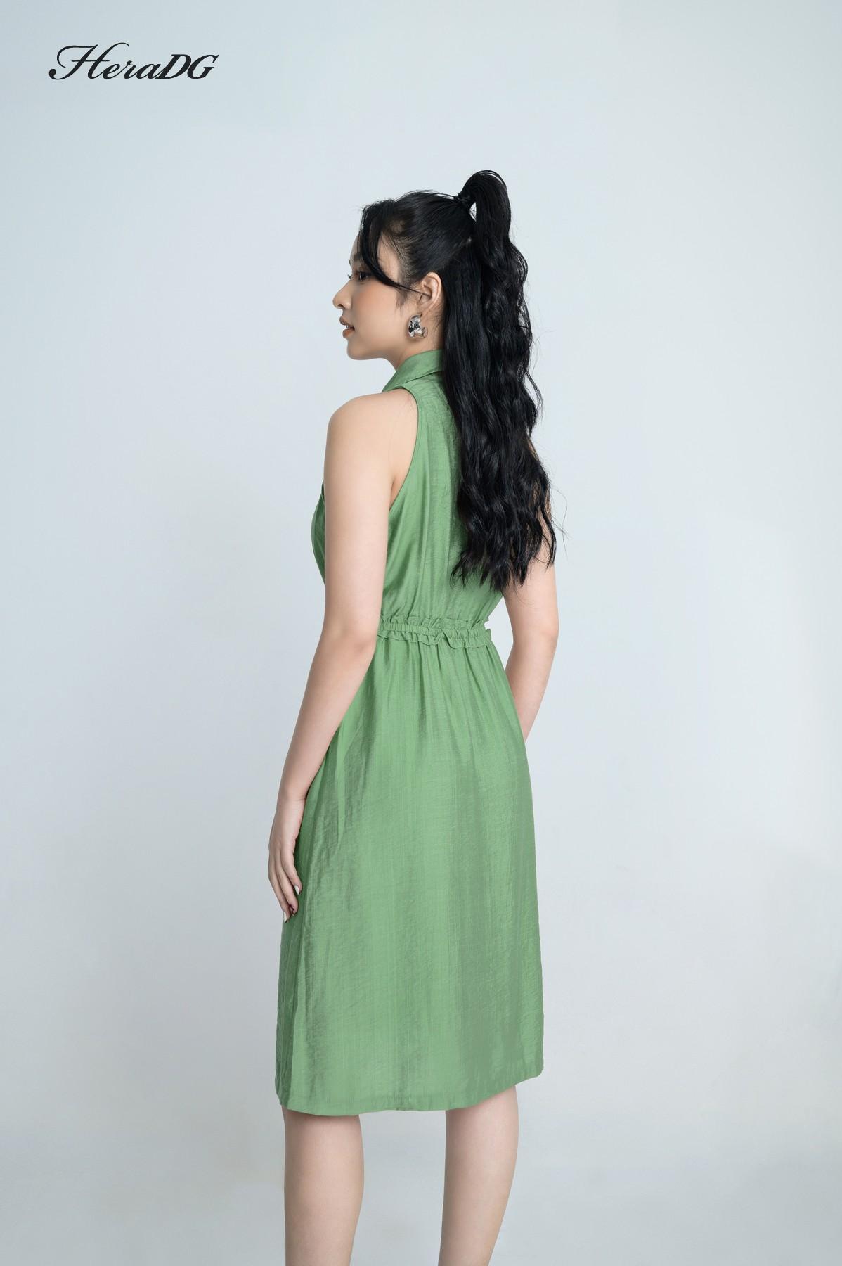 Đầm suông cổ đức, chun eo