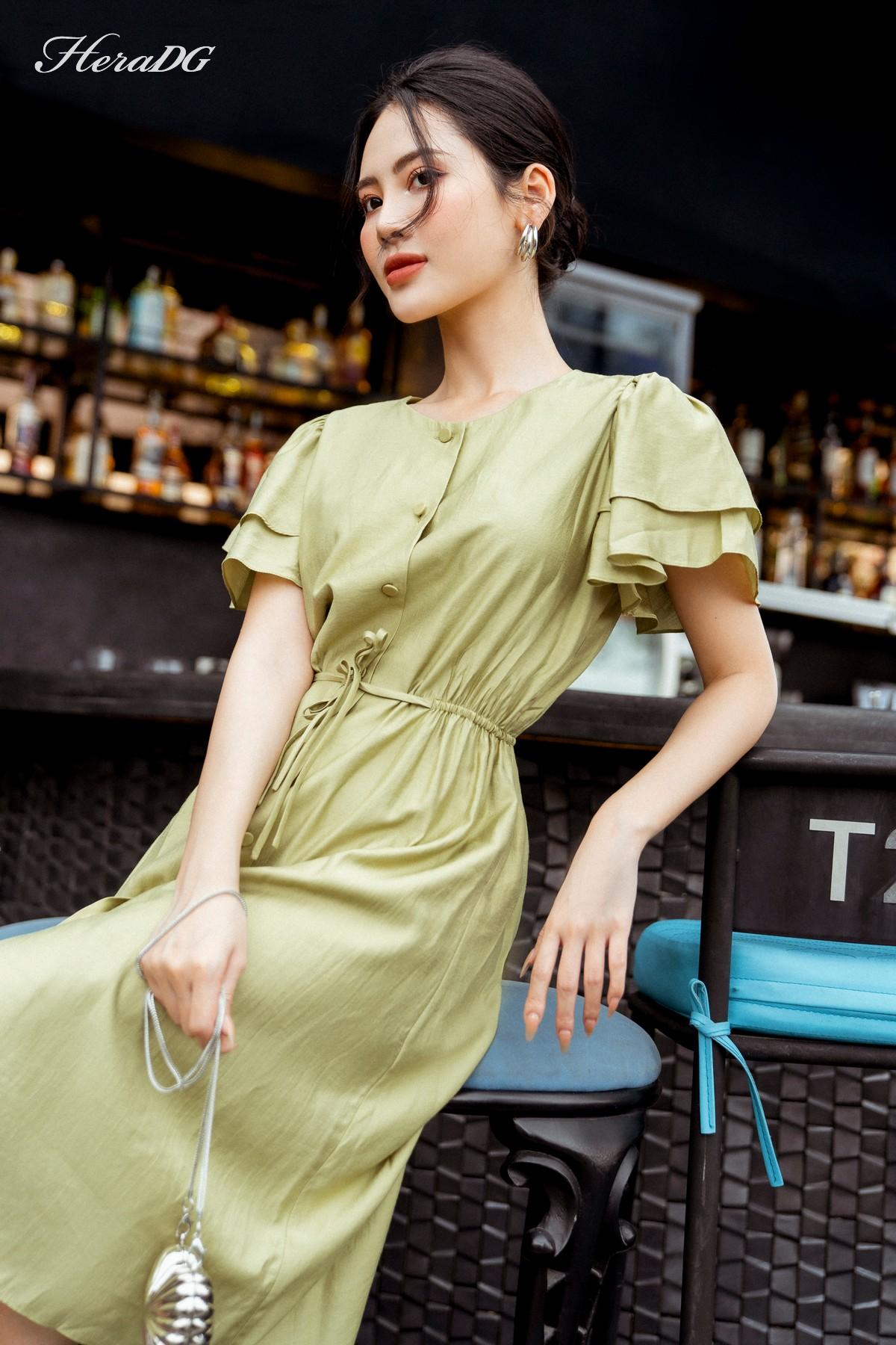 Đầm xòe 2 tay tầng