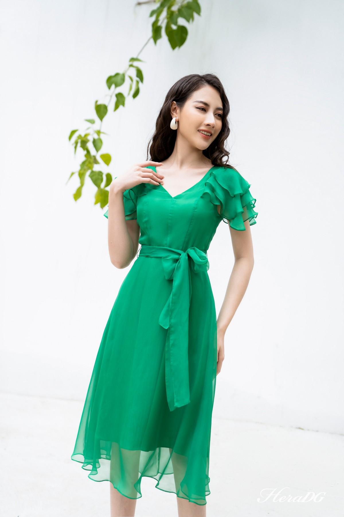 Đầm xoè tay bèo, nơ eo