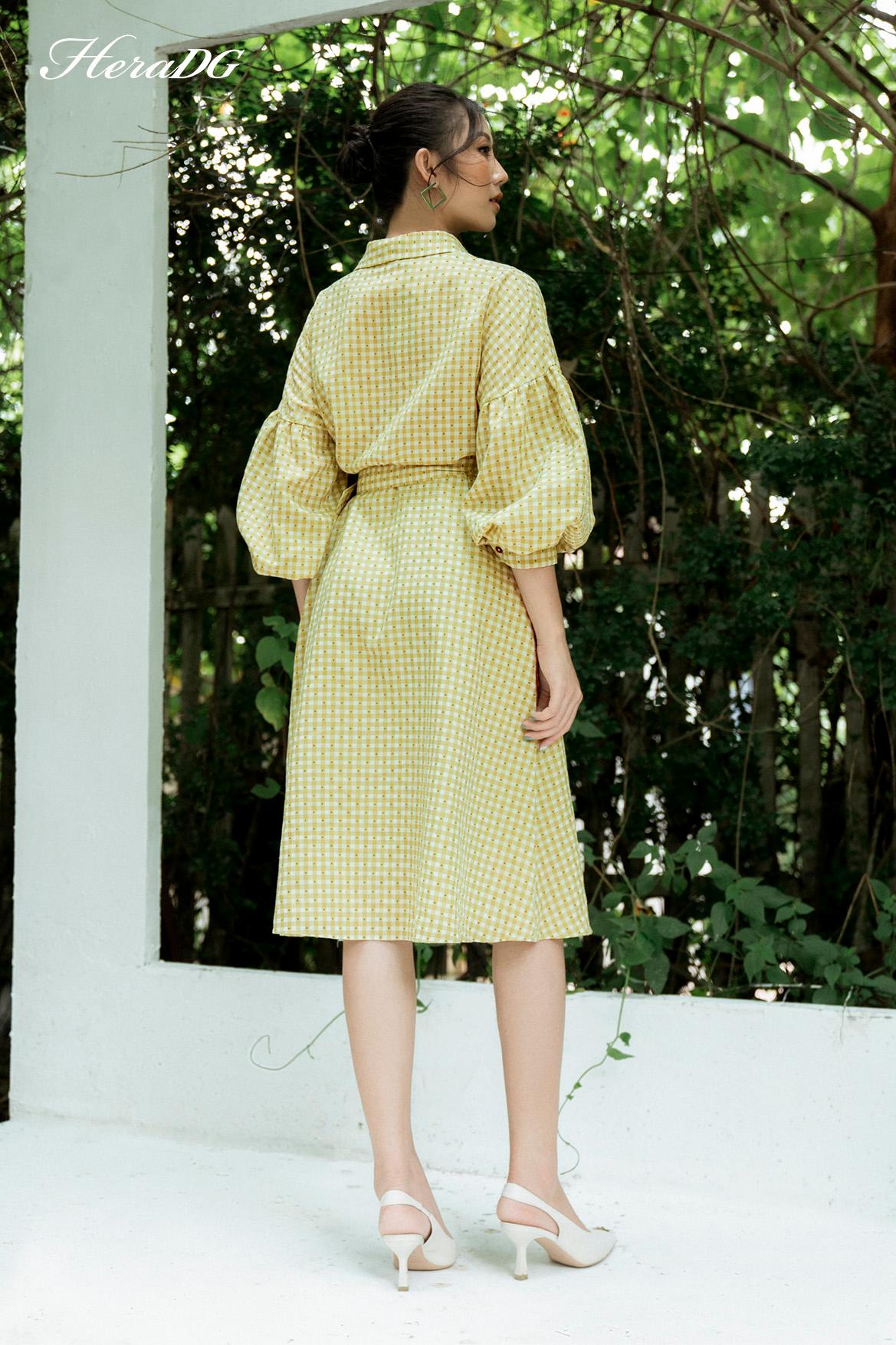 Đầm xoè cổ đức