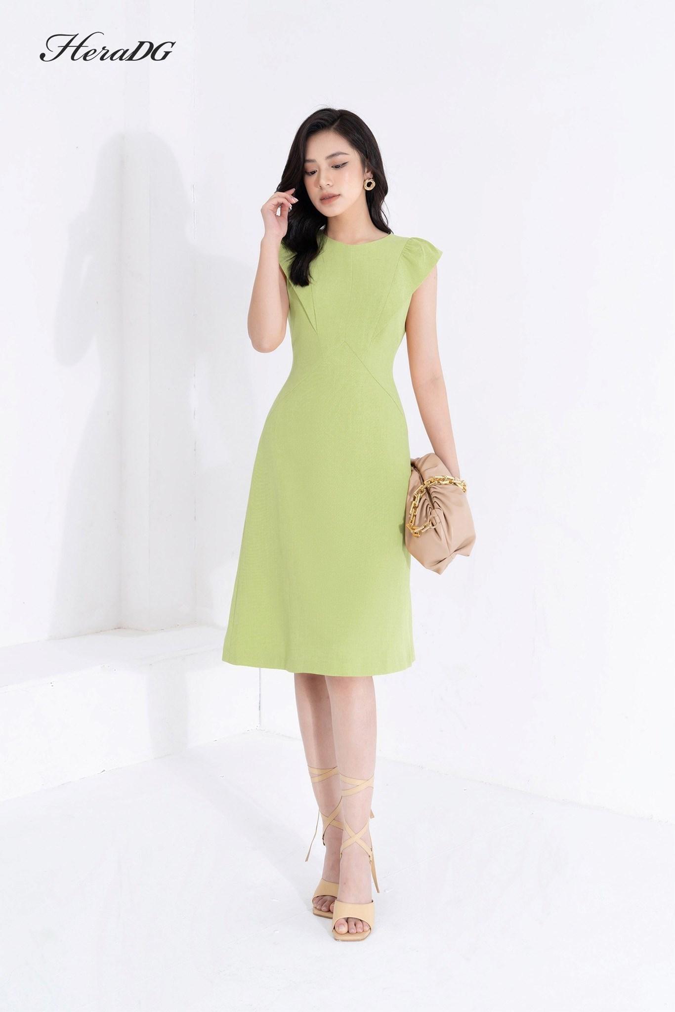 Đầm A vai chờm
