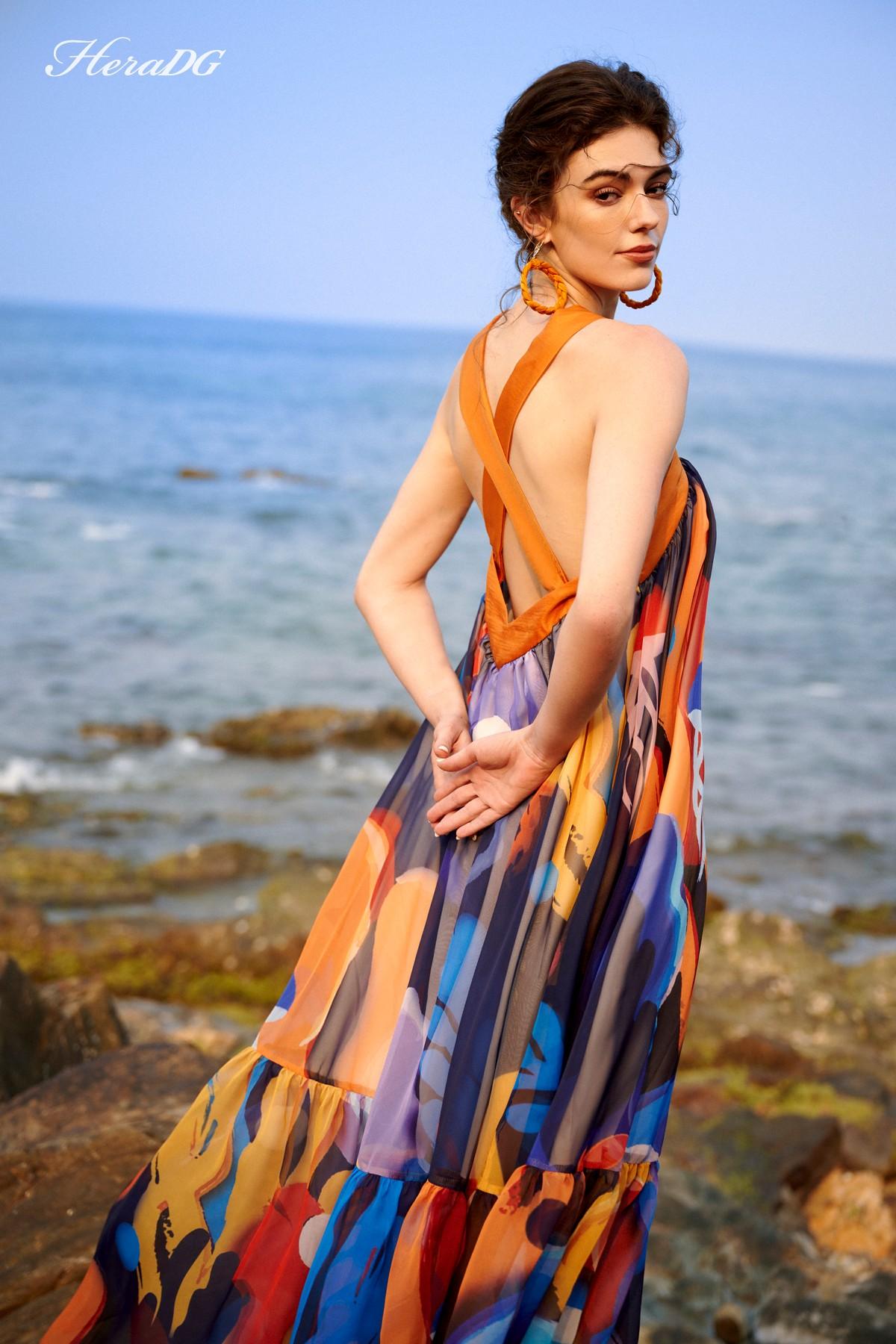Maxi cổ yếm