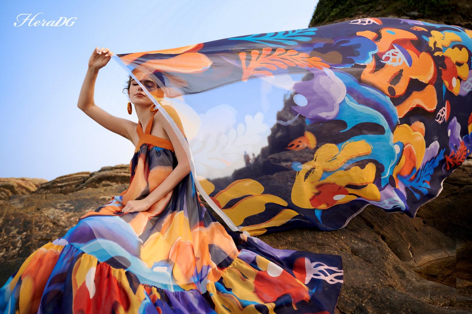 Maxi cổ yếm