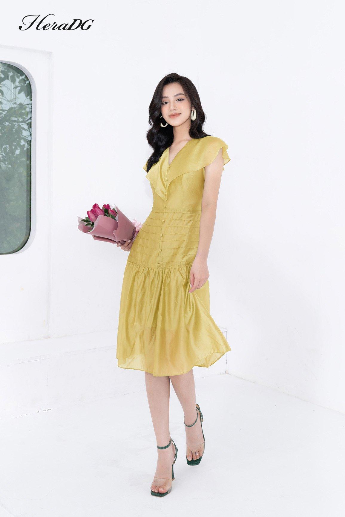 Đầm A bèo vai