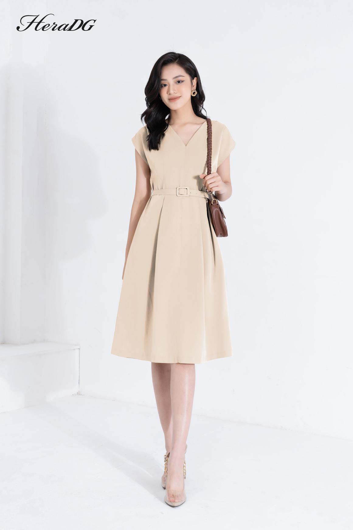 Đầm A vai chờm