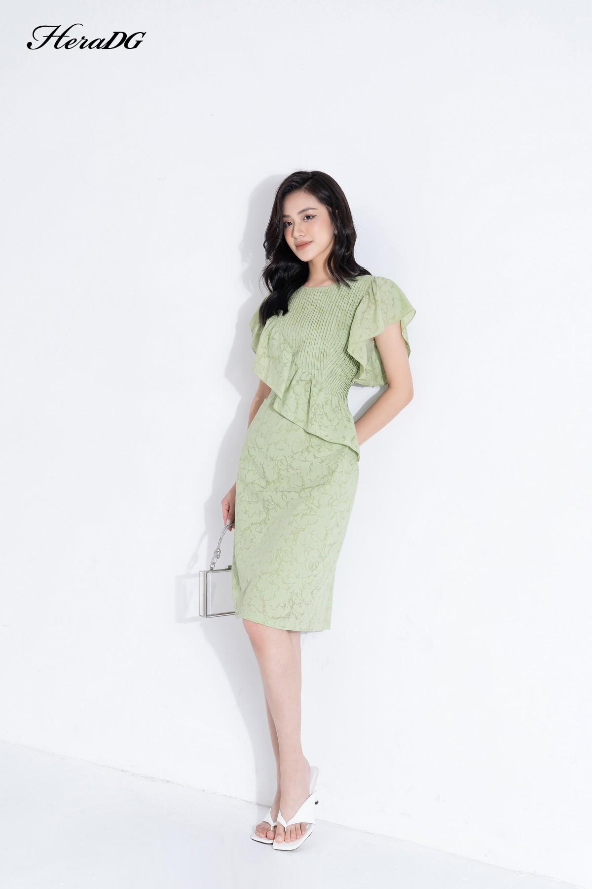 Đầm A bèo vai, mí ngực