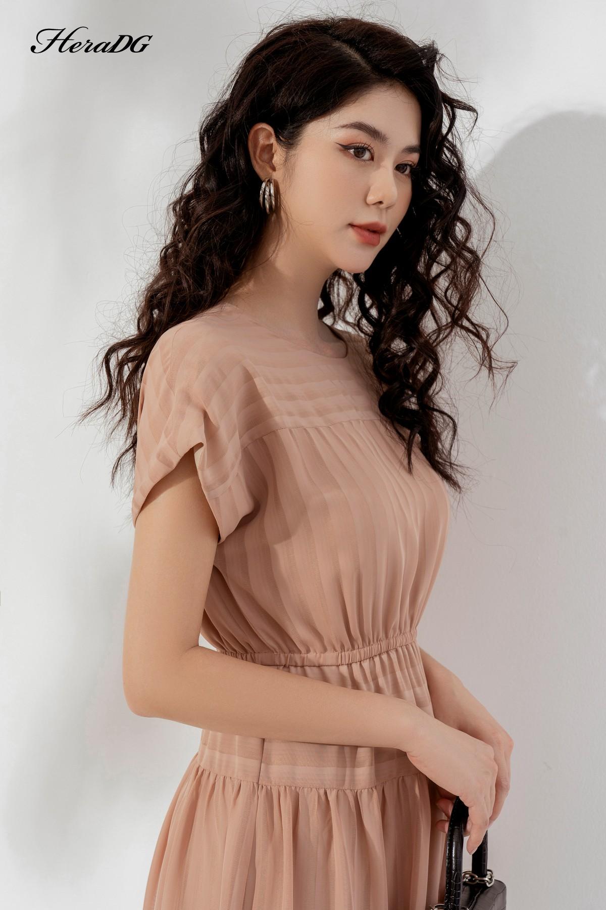Đầm tay liền, chun eo