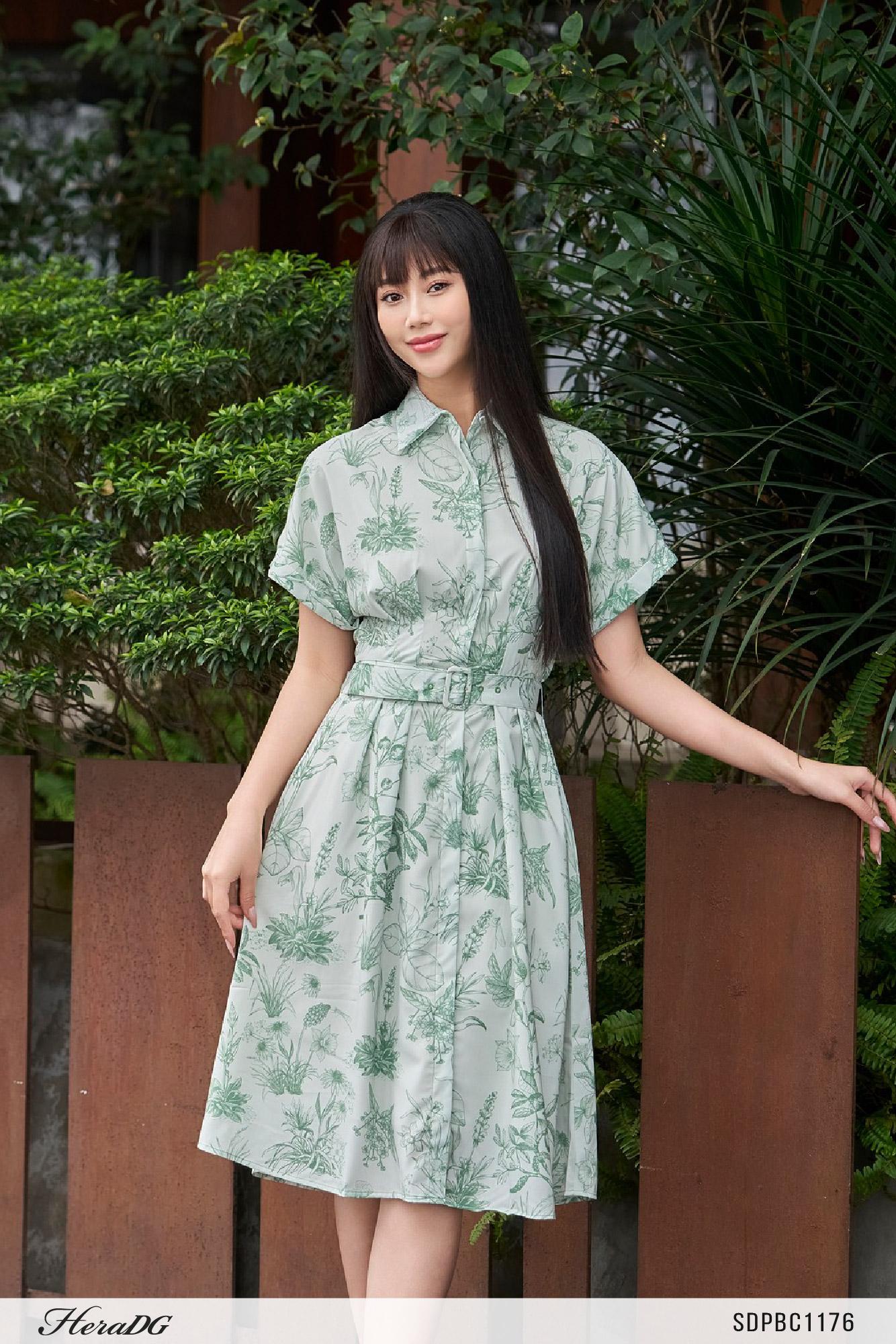 Đầm xoè có đai