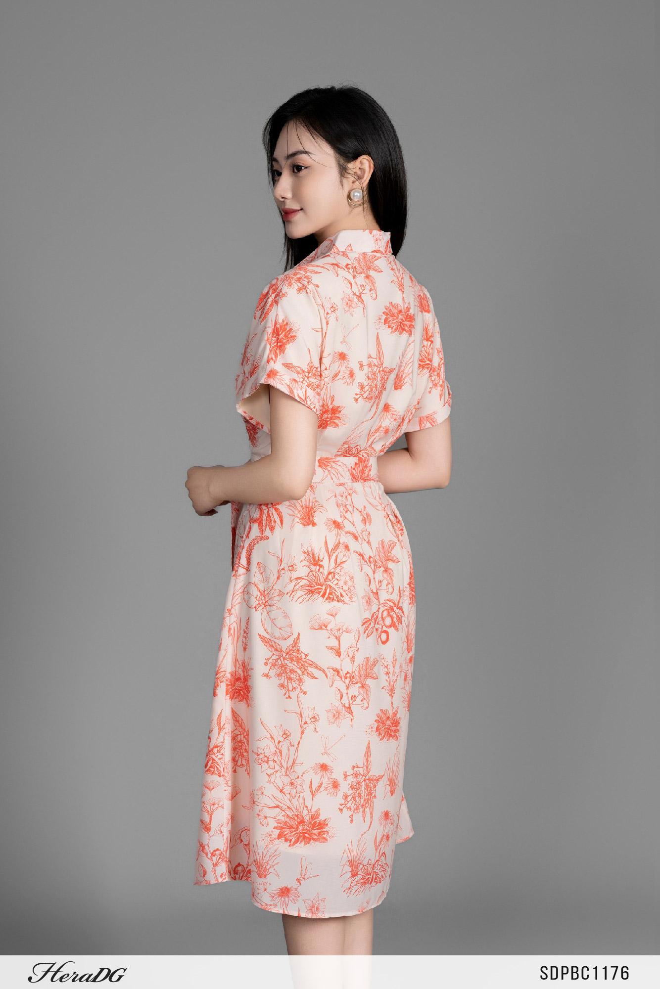 Đầm xoè có đai