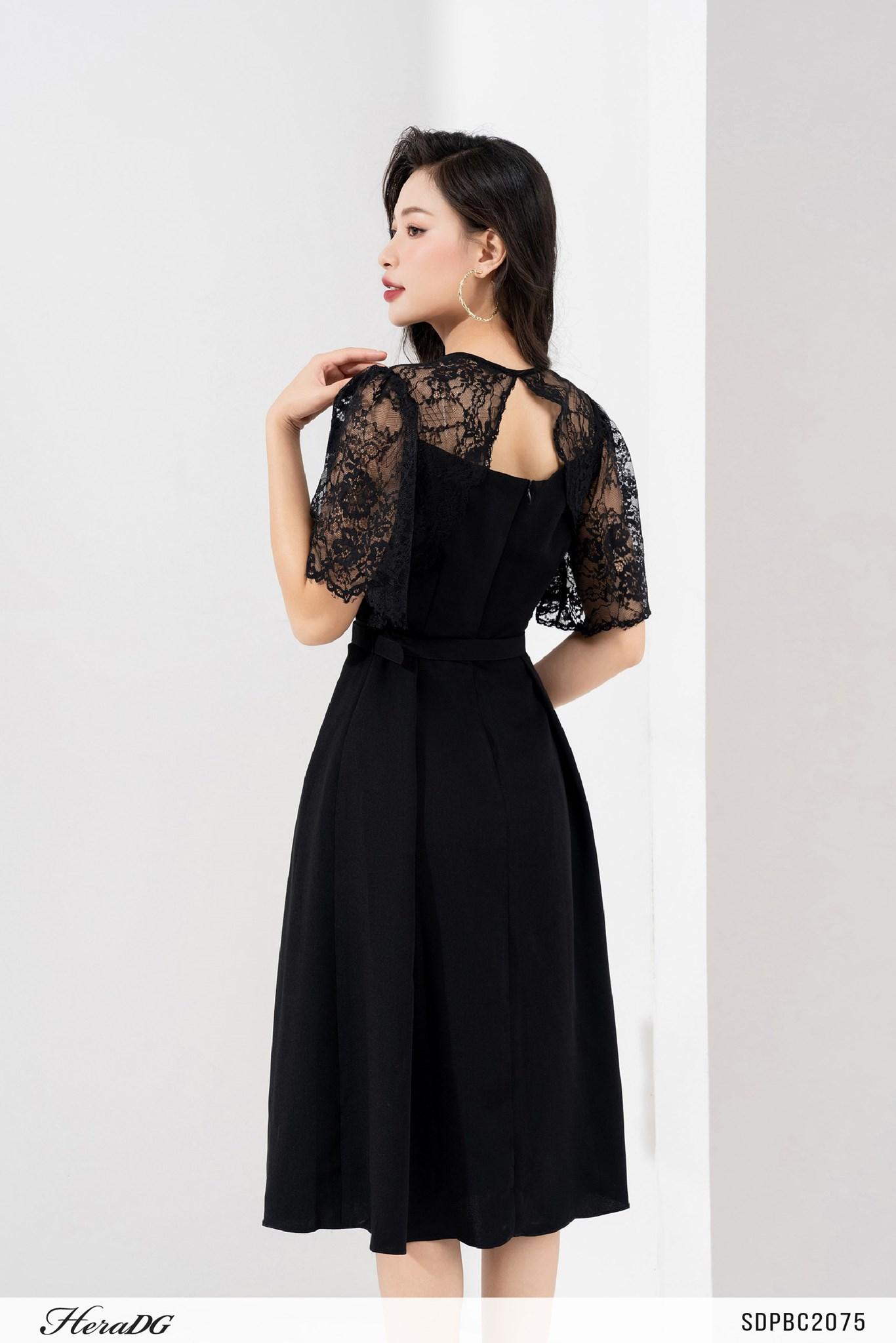 Đầm xoè phối ren