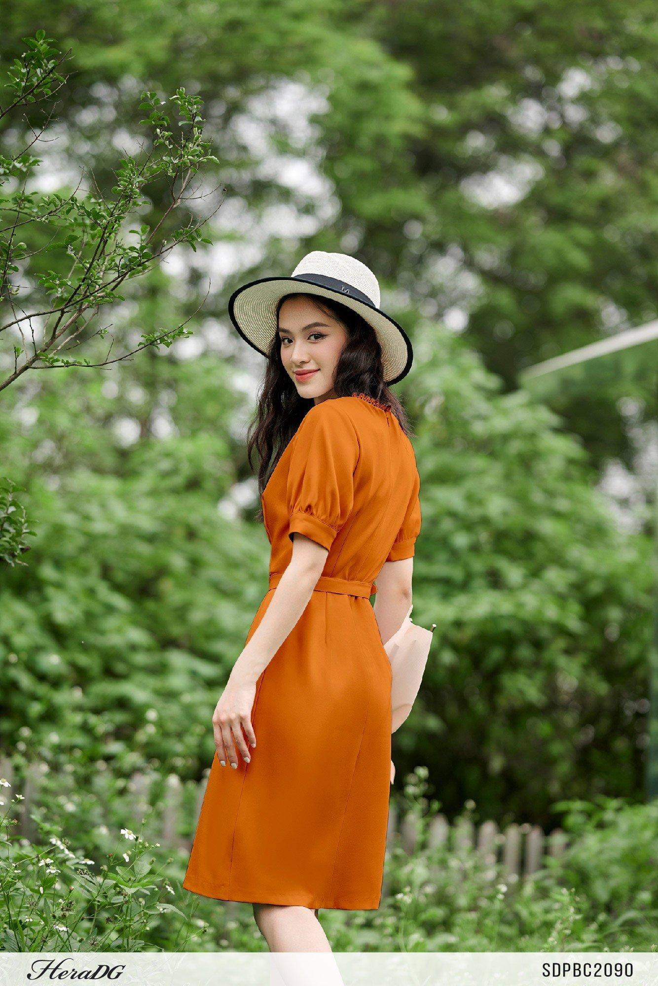 Đầm A vạt chồng