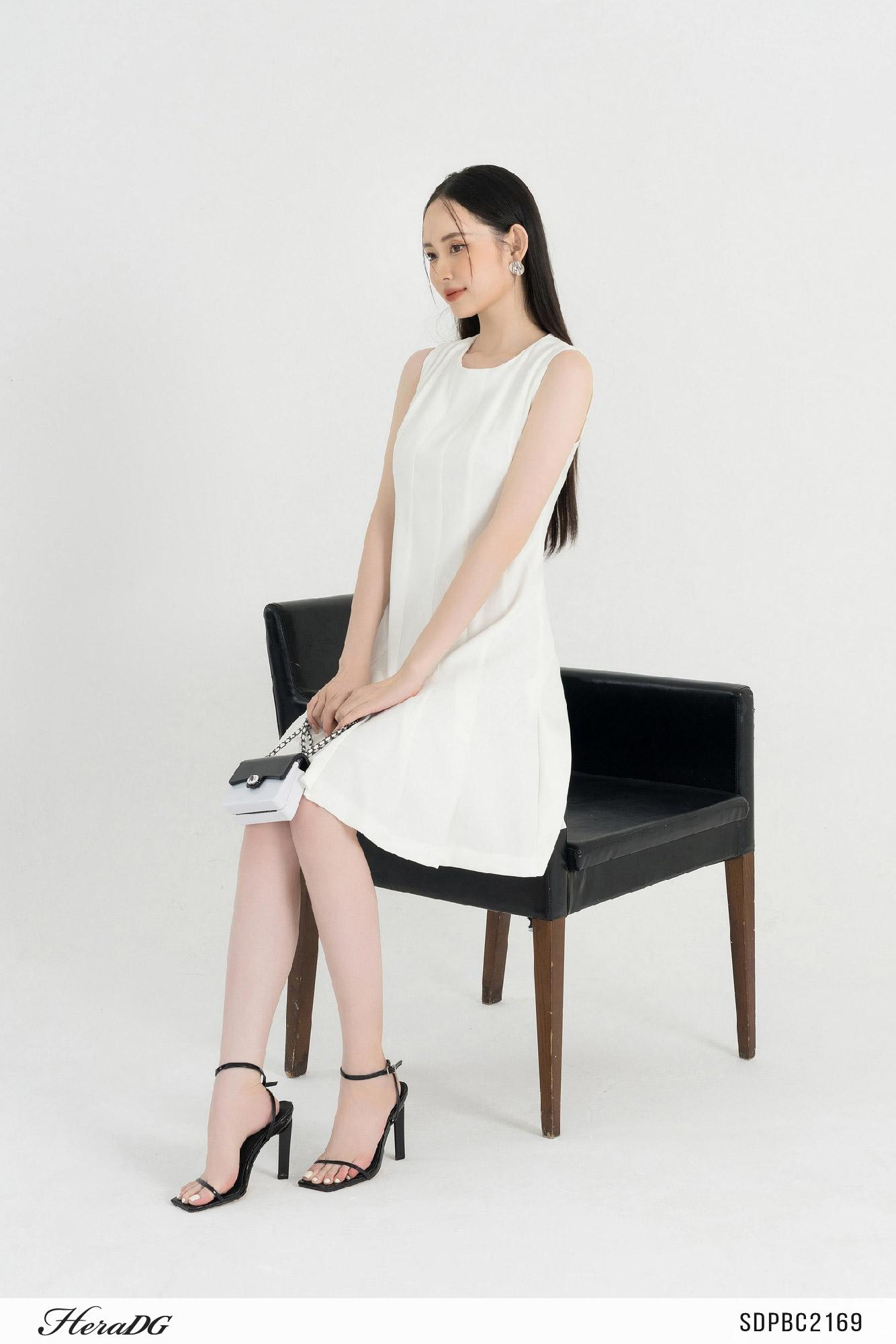 Đầm đuôi cá thân xếp ly