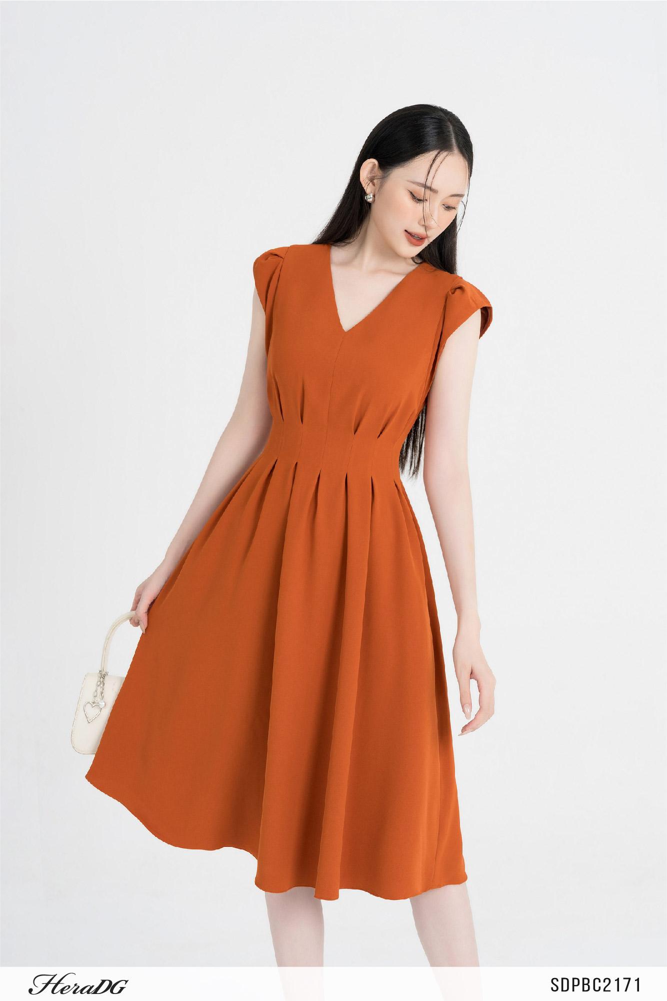 Đầm xoè xếp ly