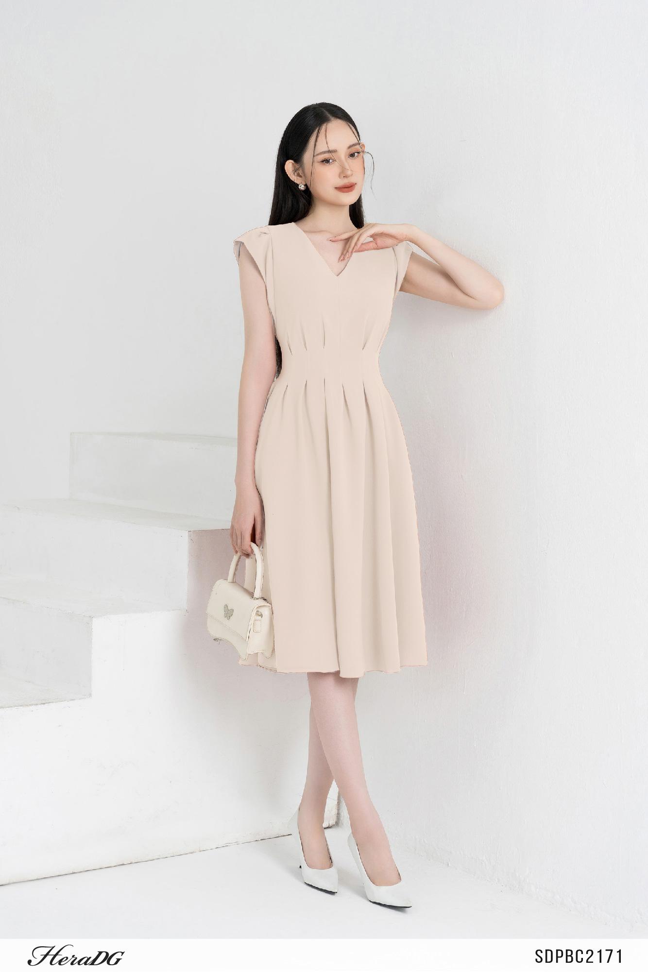 Đầm xoè xếp ly