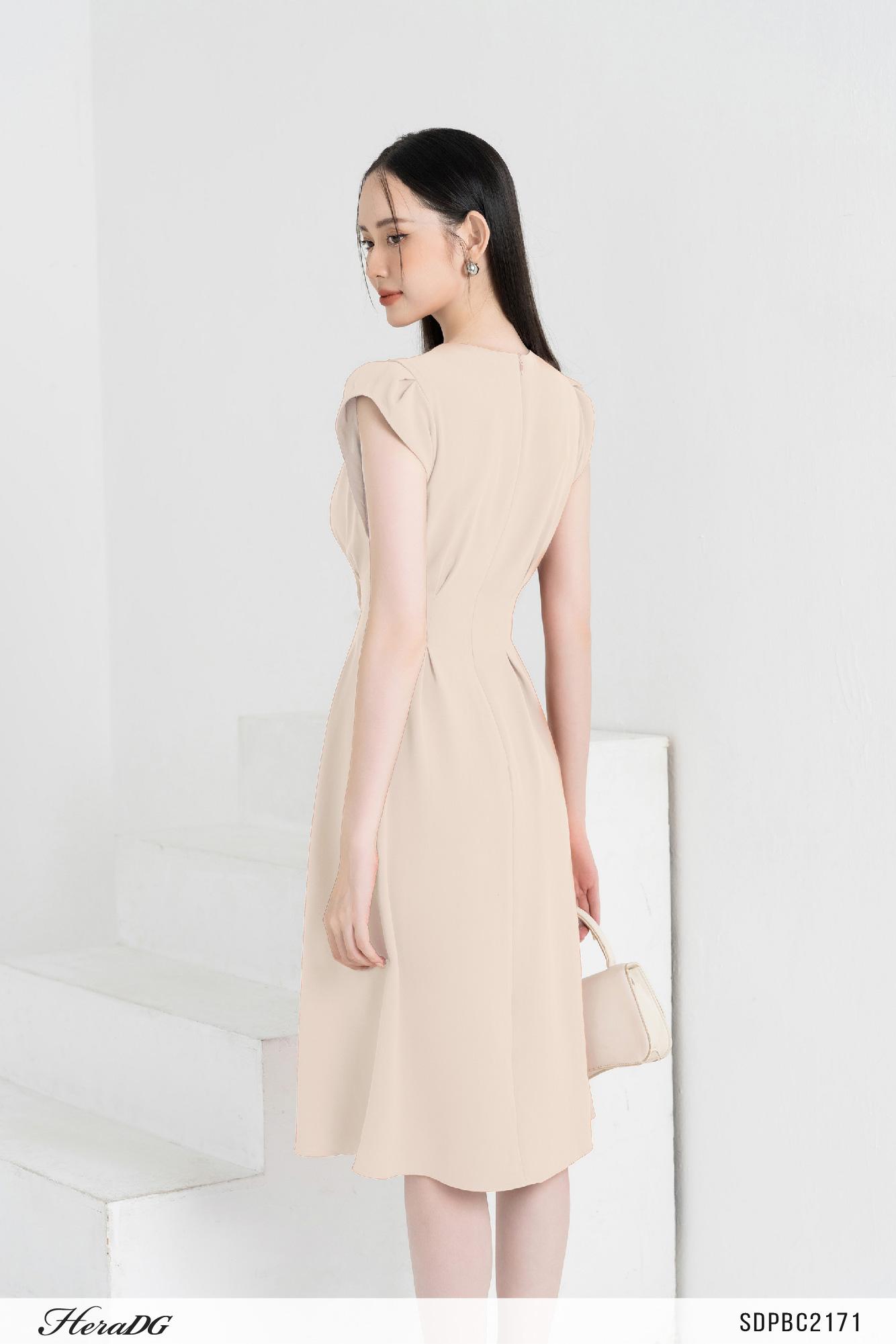 Đầm xoè xếp ly