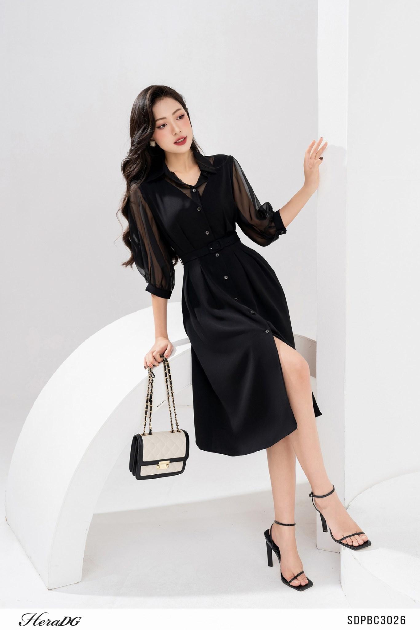 Đầm xoè tay lỡ, cổ đức