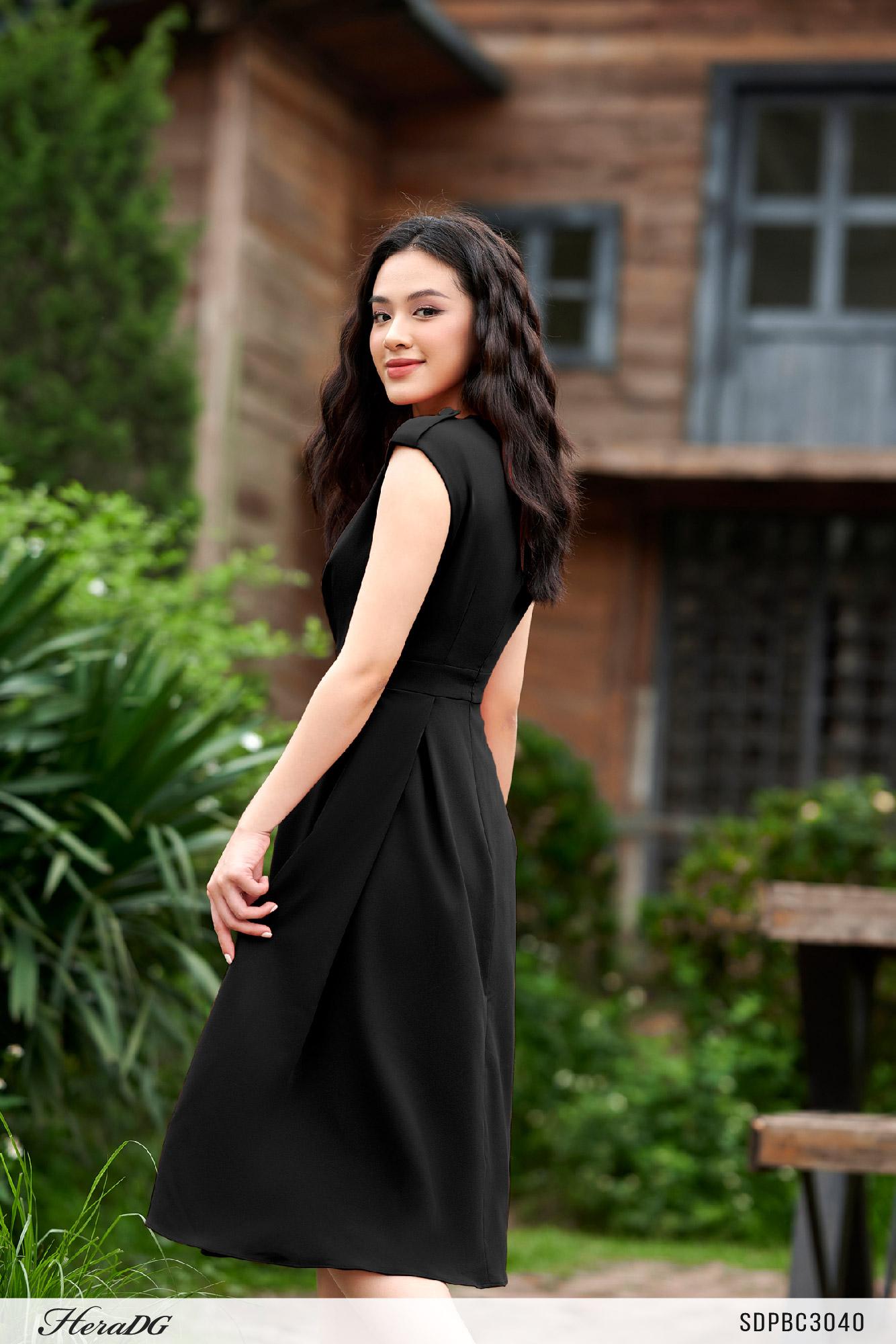 Đầm xoè vai chờm