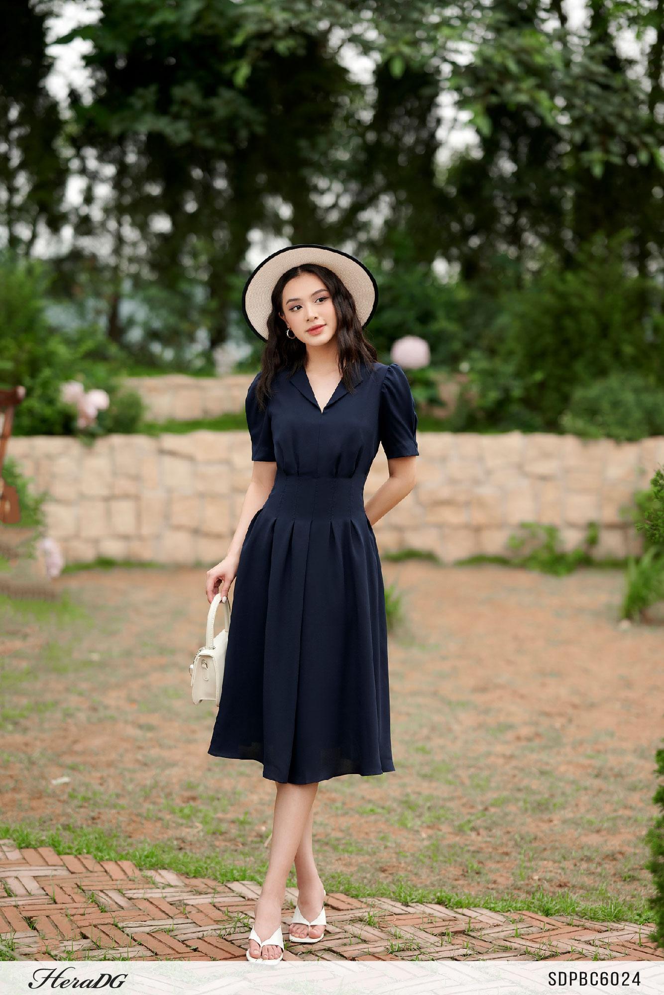 Đầm xoè chiết ly eo
