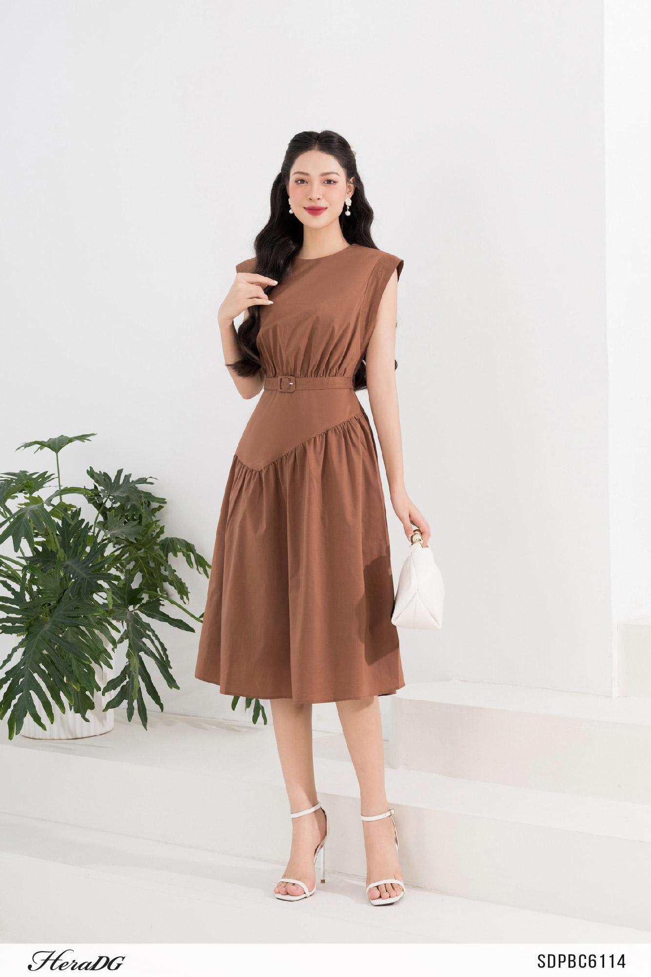 Đầm xoè cổ tròn