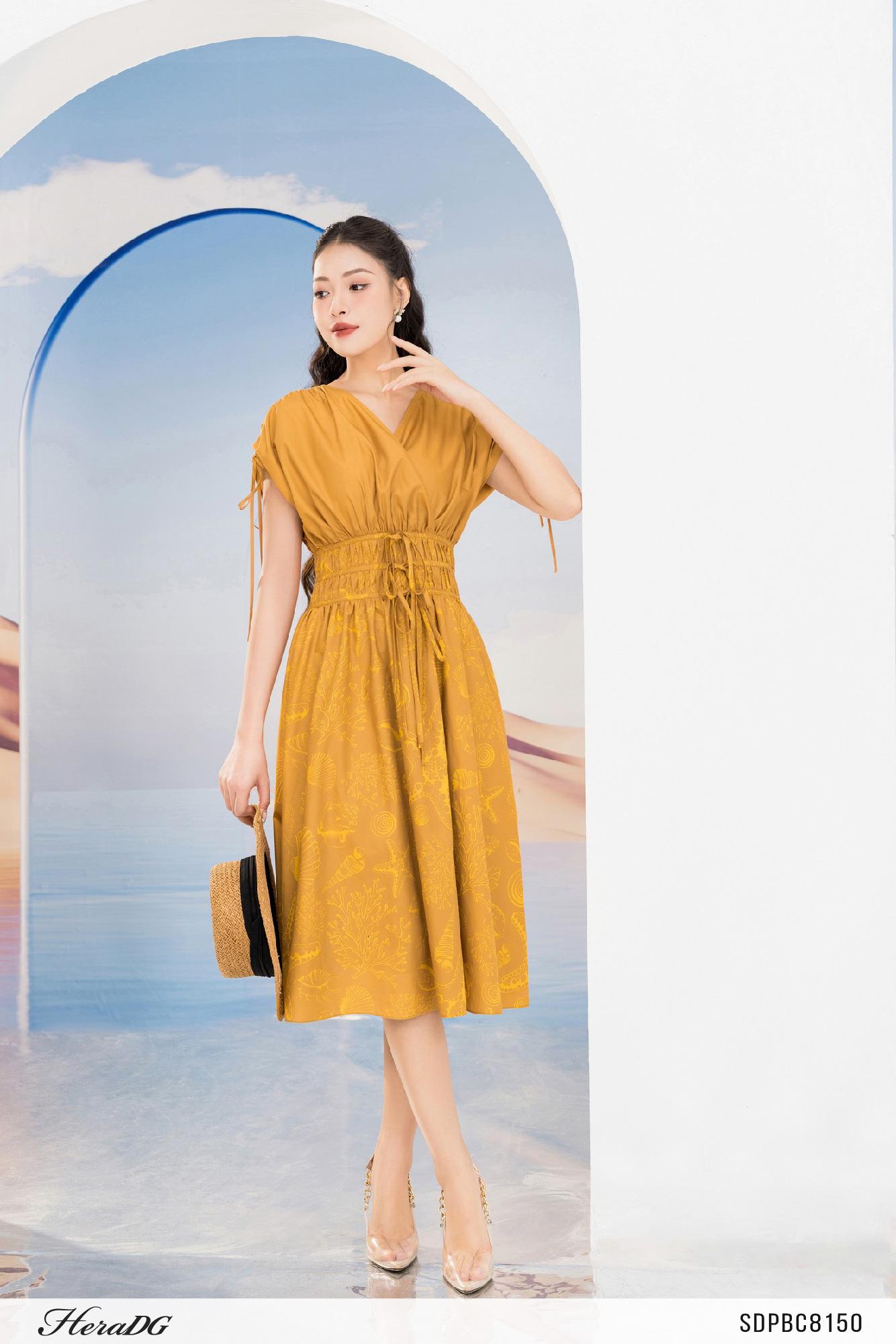 Đầm xoè vai chờm