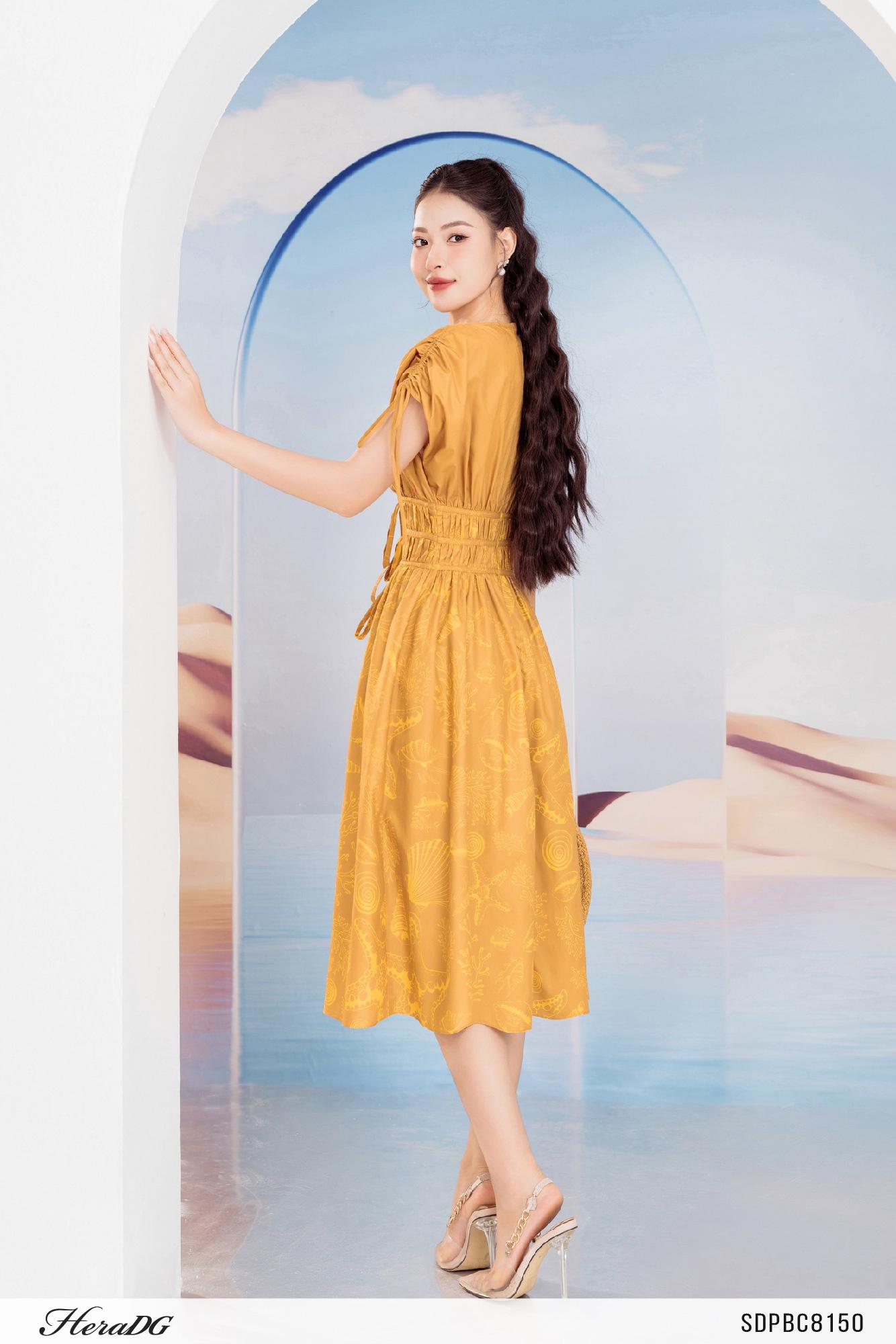 Đầm xoè vai chờm