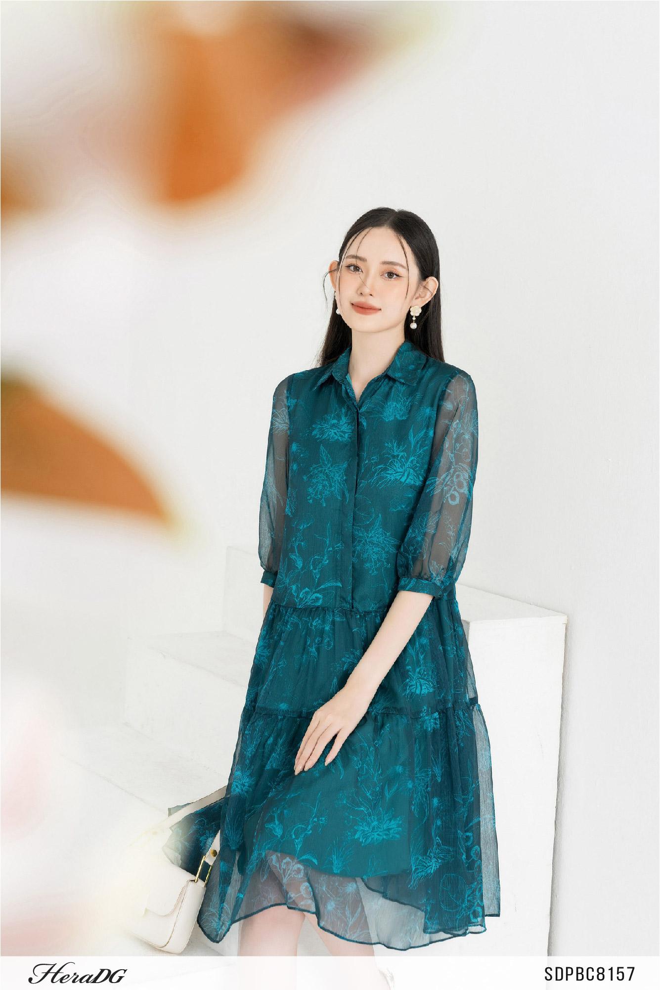 Đầm dáng suông, nẹp dấu khuy