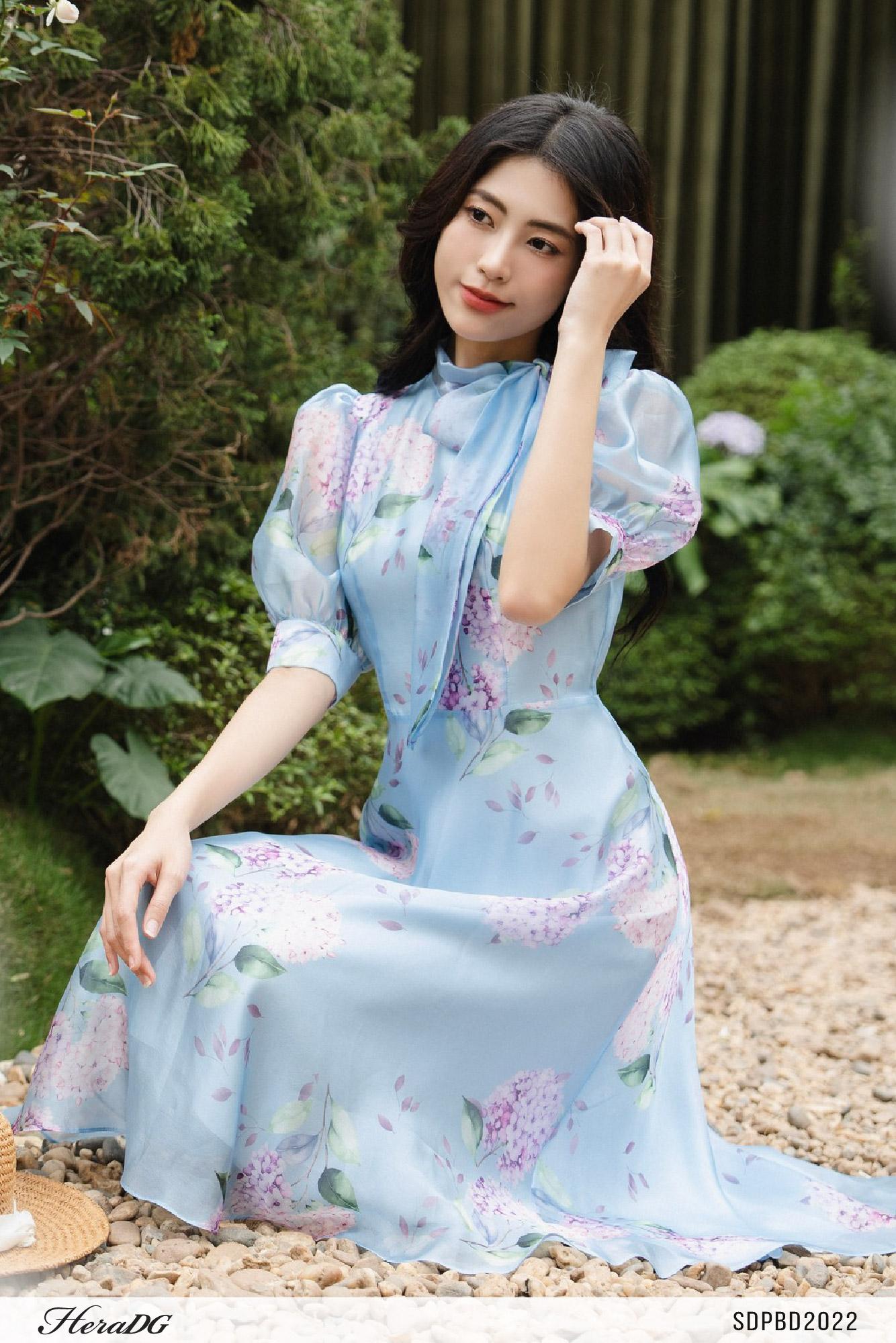 Đầm tơ cổ thắt nơ