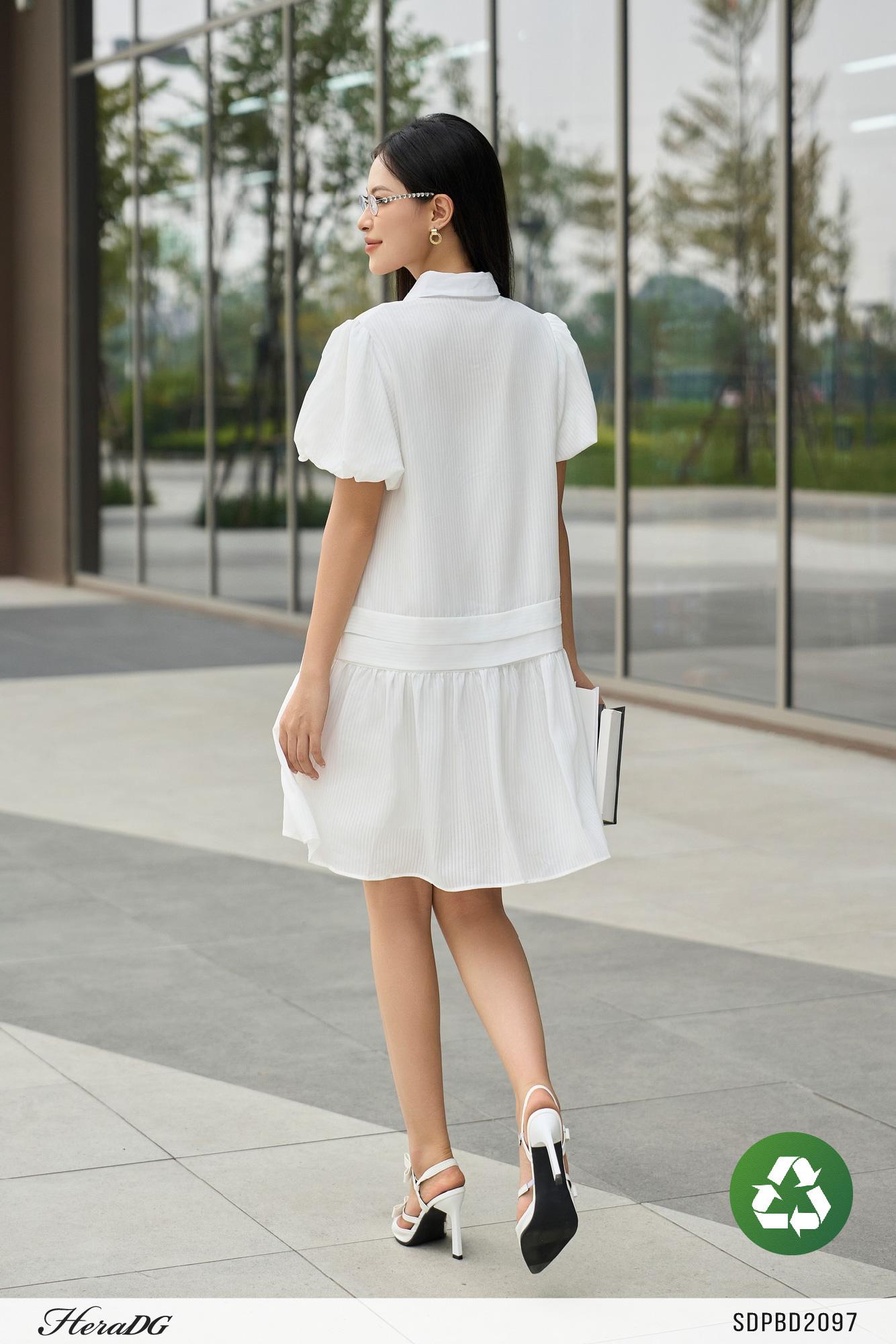 Đầm suông kẻ tơ