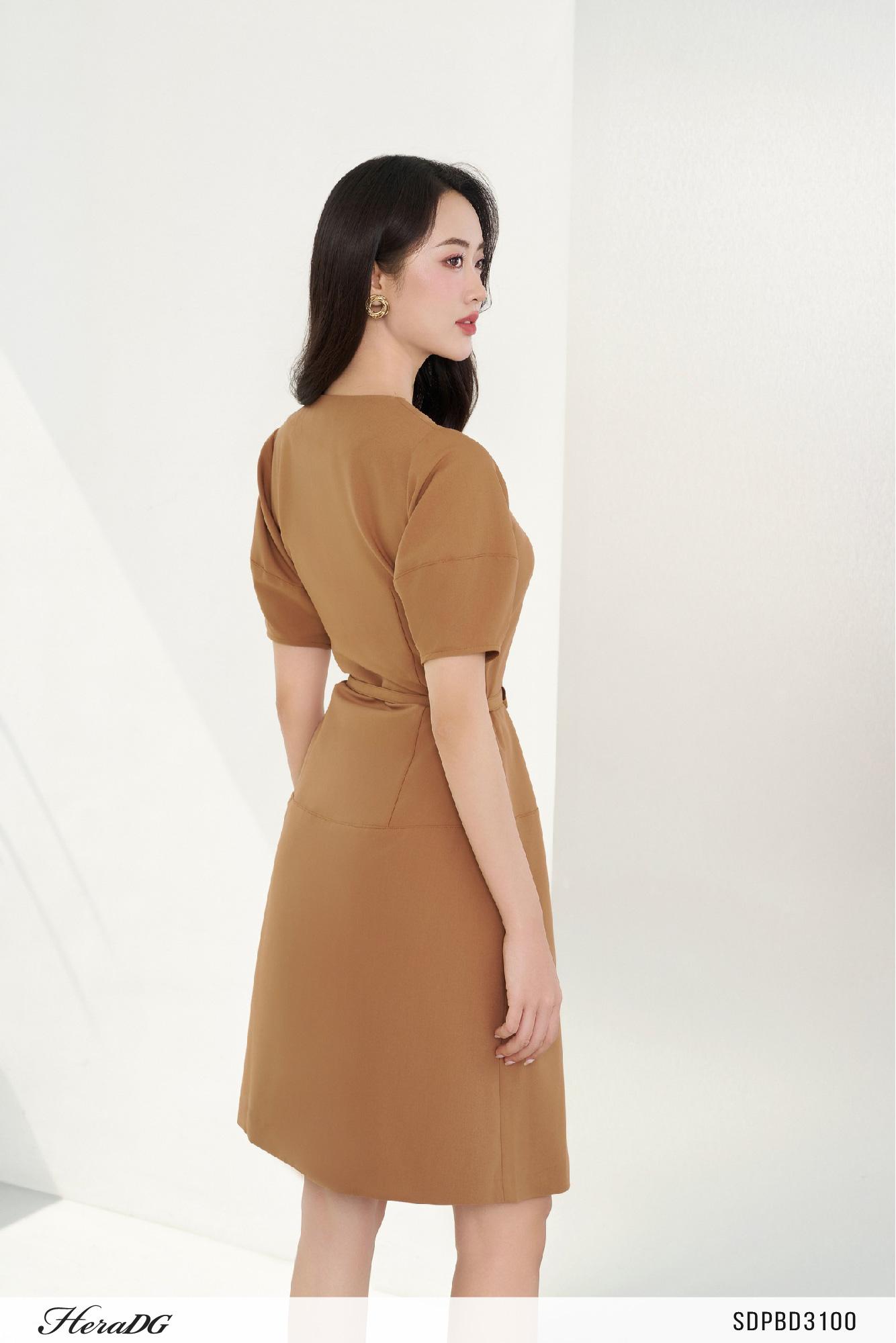 Đầm xoè xếp ly