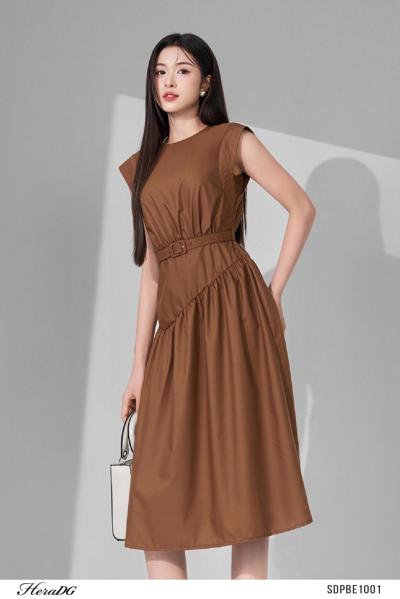 Đầm xoè cổ tròn