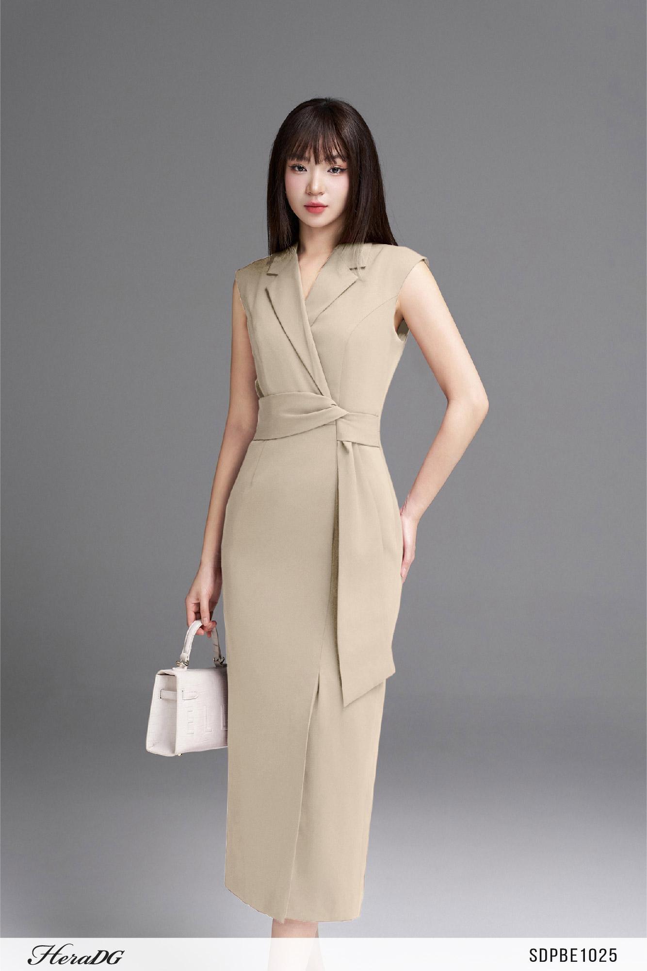 Đầm ôm cổ vest dáng dài