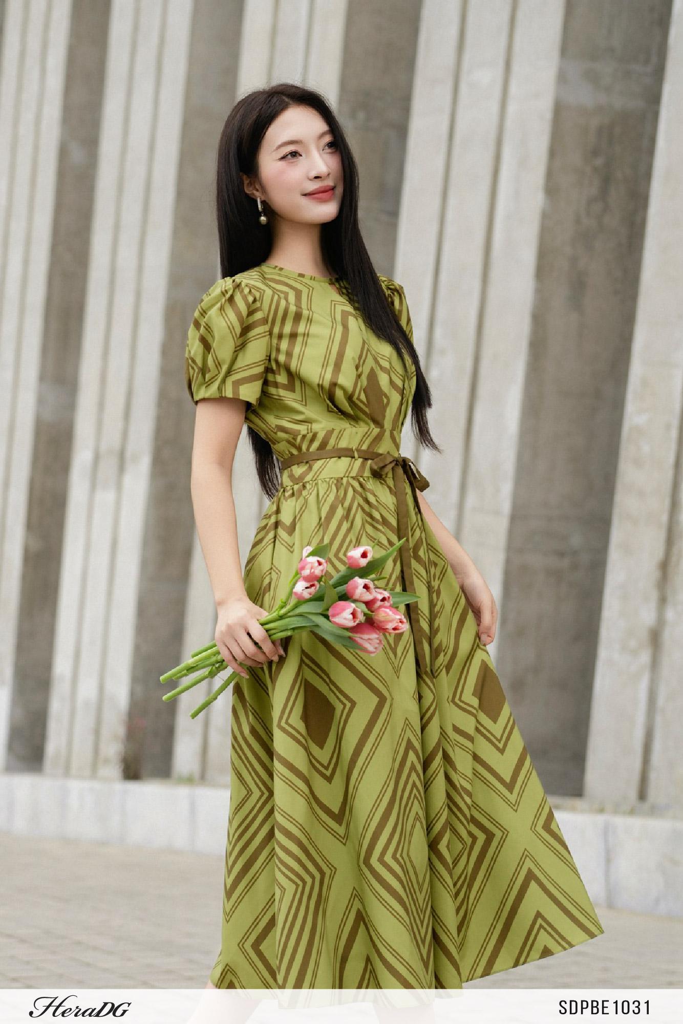 Đầm xoè bản eo to