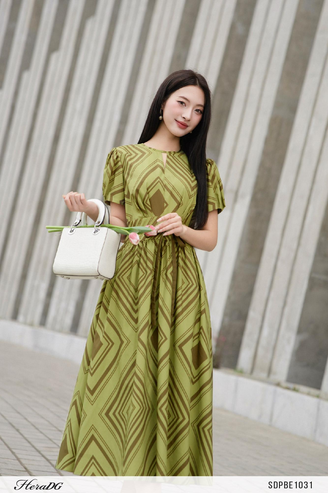Đầm xoè bản eo to