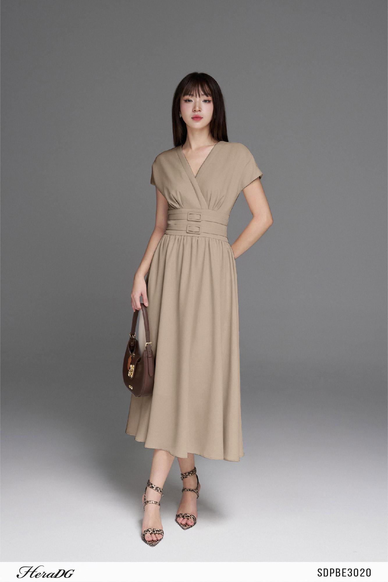 Đầm xoè tay liền