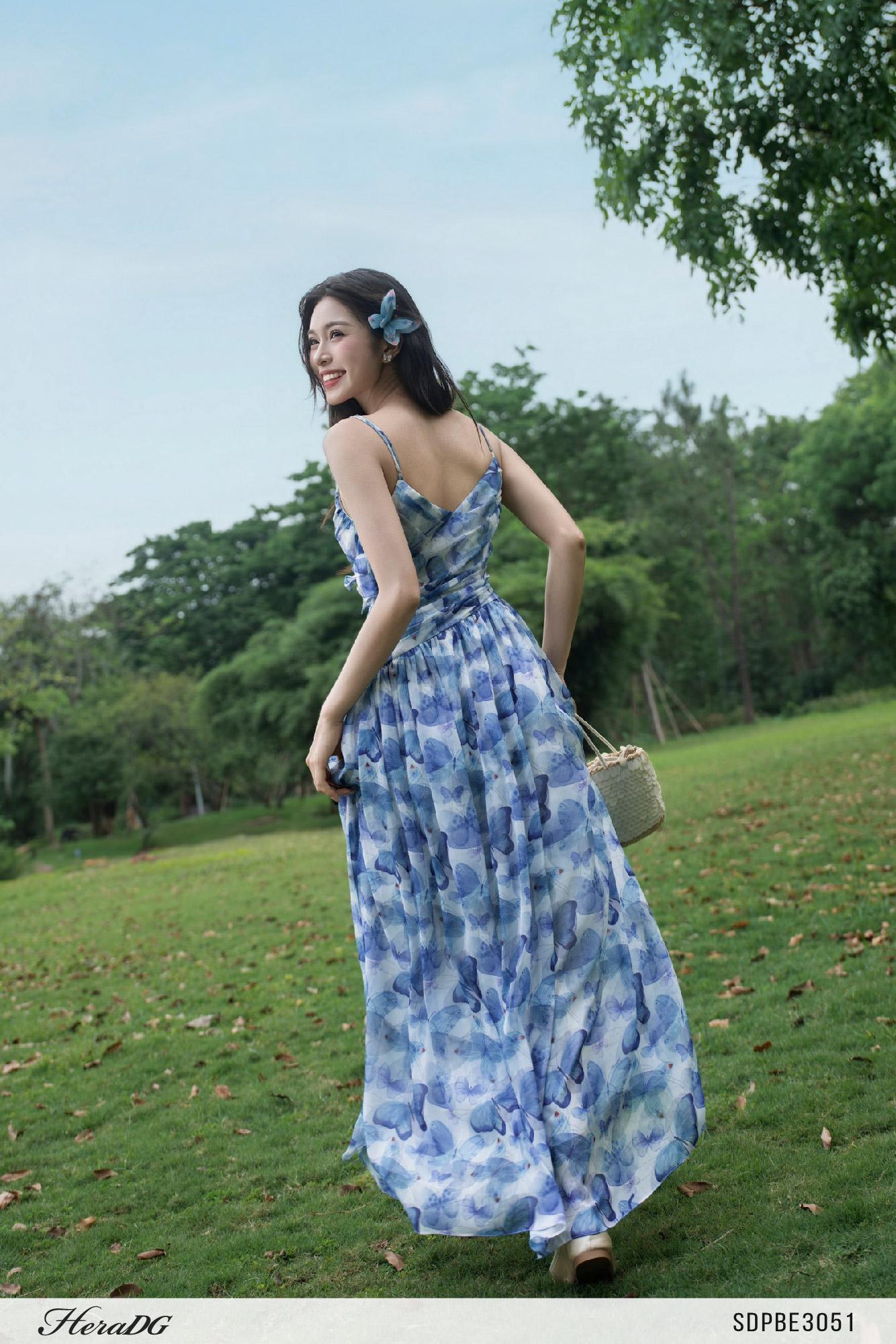 Đầm 2 dây cut out đính nơ