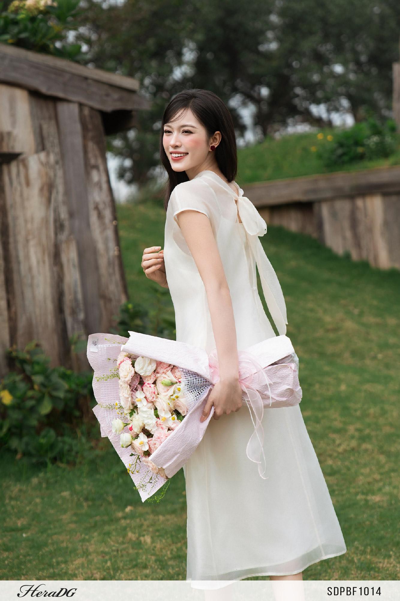 Đầm suông 2 lớp có hoa nổi