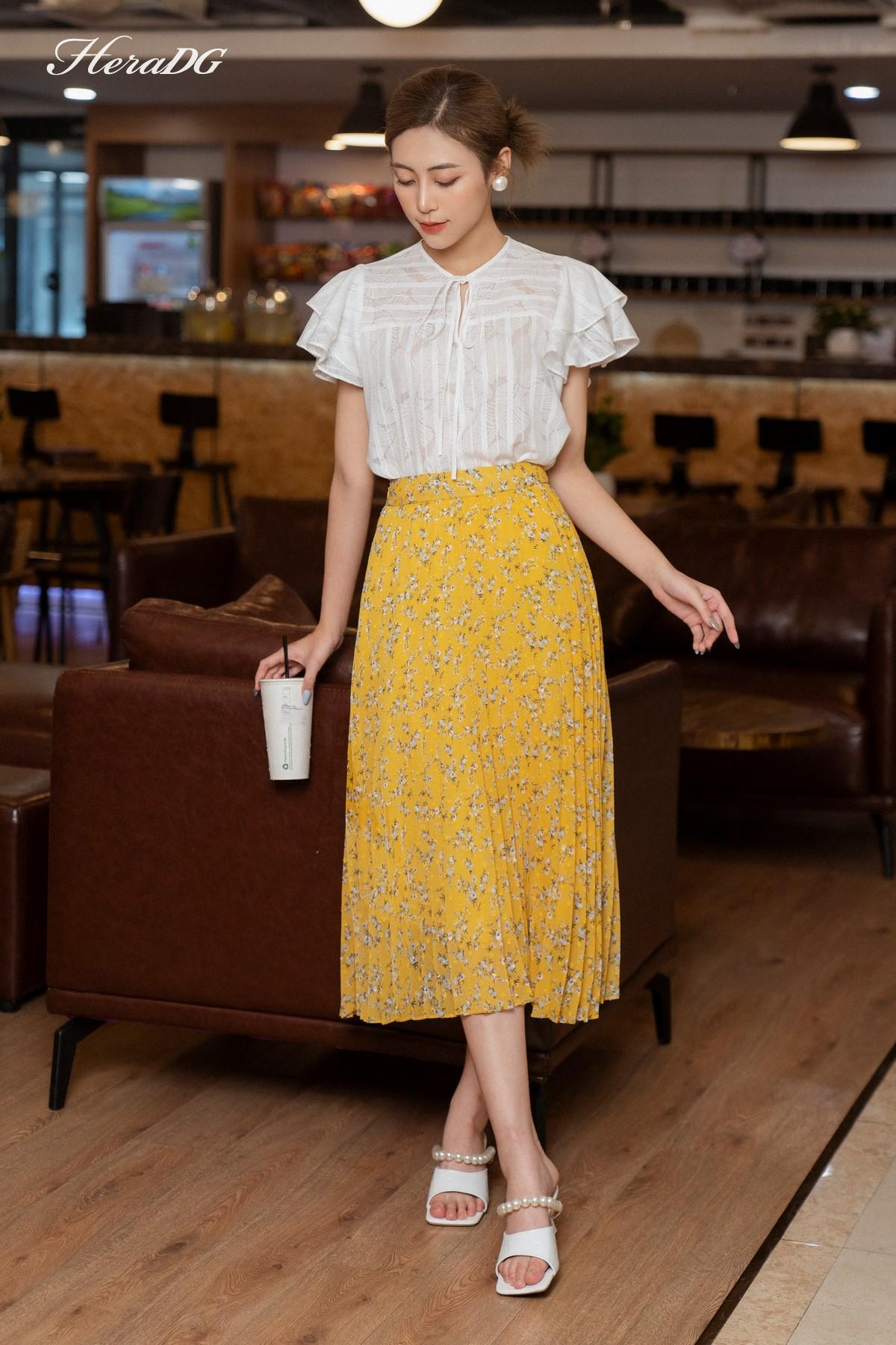 Chân váy dập ly