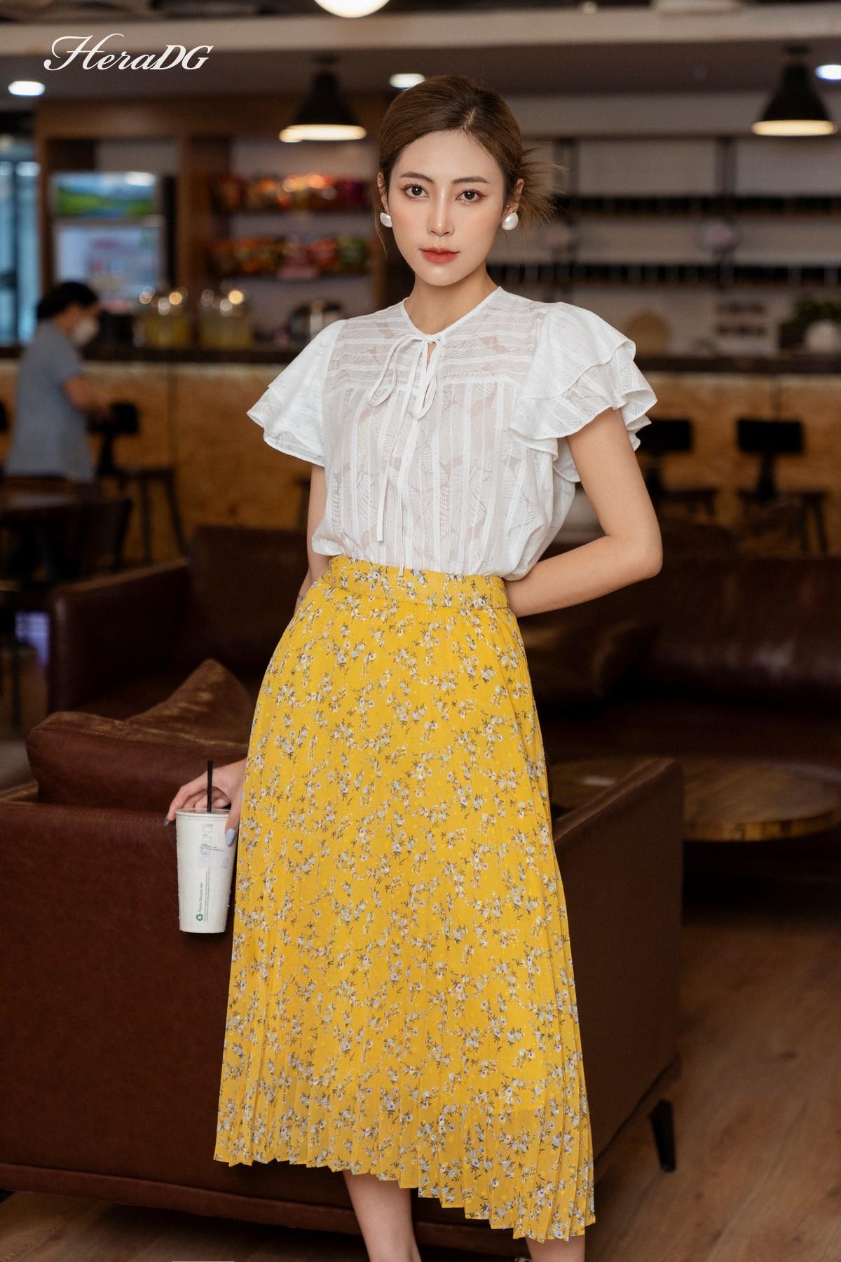 Chân váy dập ly