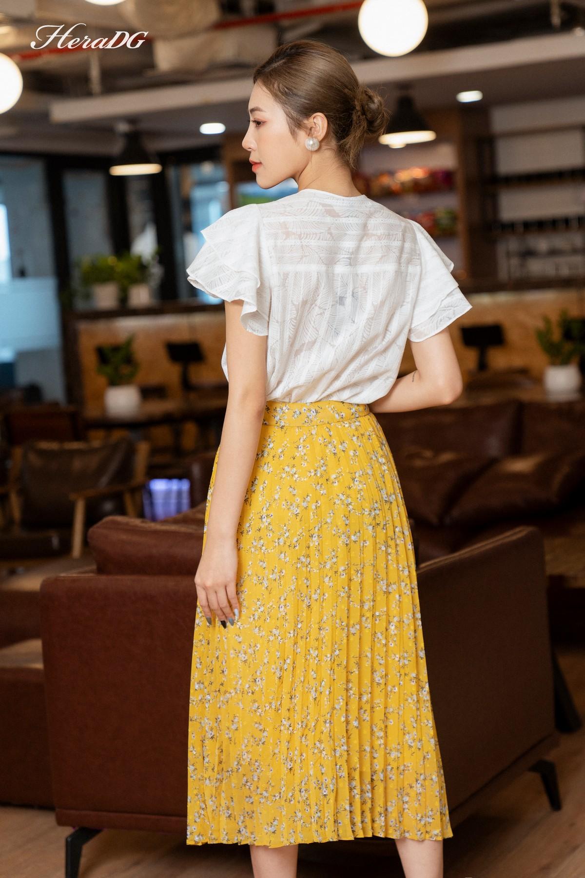 Chân váy dập ly