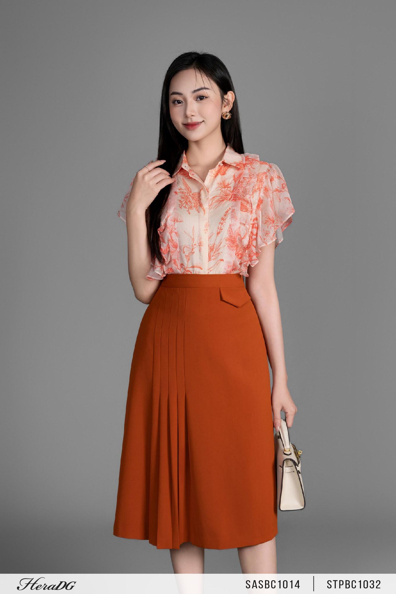 Chân váy xòe xếp ly lệch