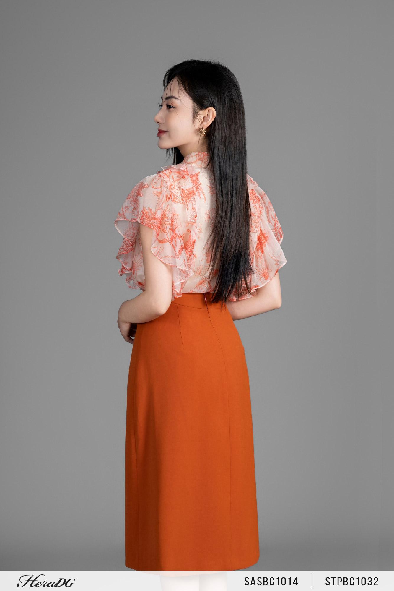 Chân váy xòe xếp ly lệch