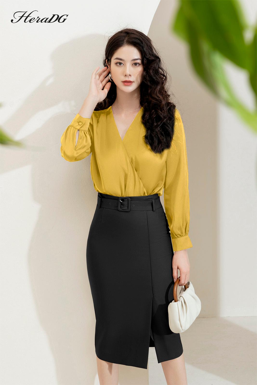 Chân váy ôm xẻ đùi